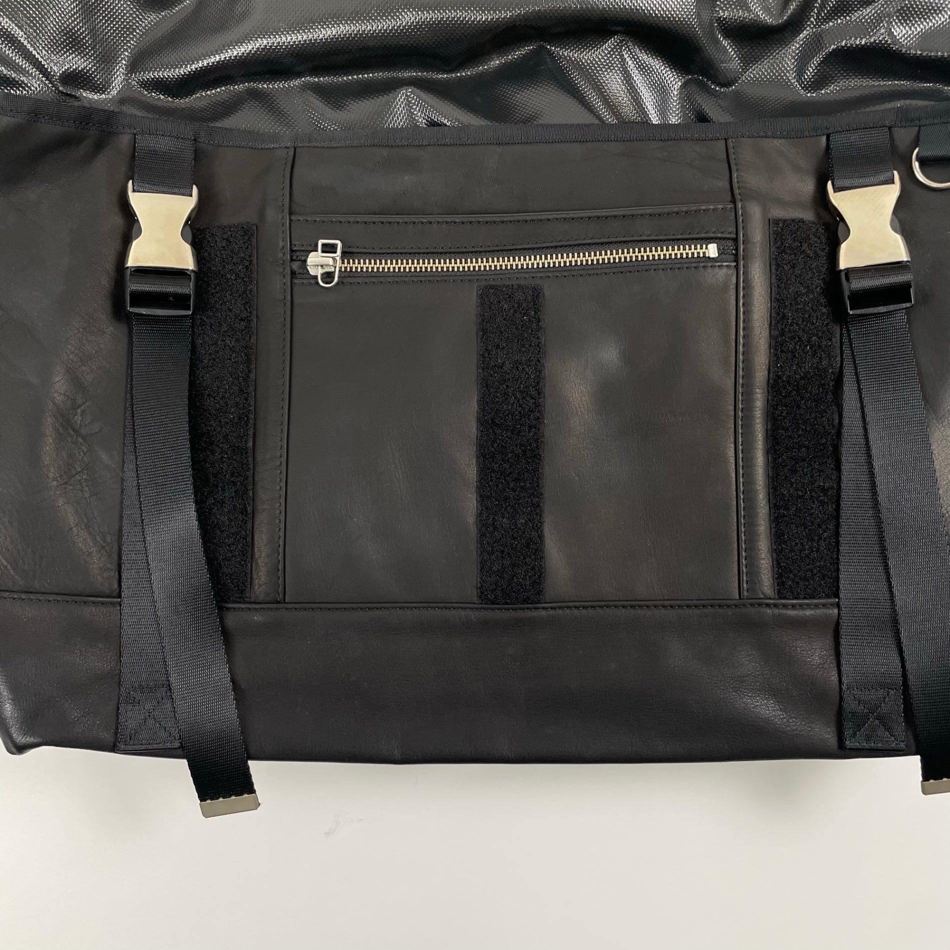 LORINZA ロリンザ / レザーメッセンジャーバッグ 参考定価：50,000程度