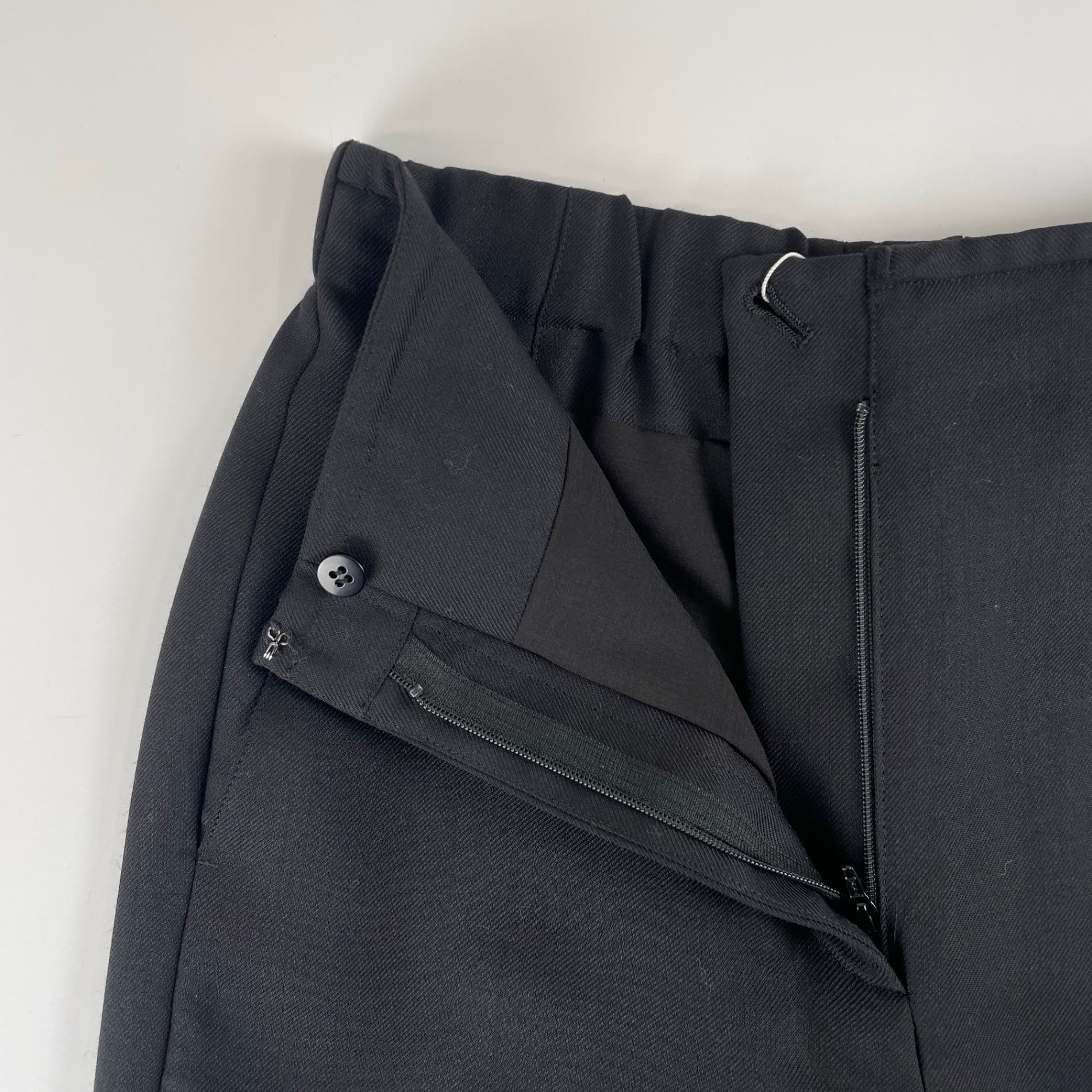 Ballsey ボールジー / ライトカルゼ ストレートパンツ ブラック 未使用品 参考定価：17,000+tax SIZE:34