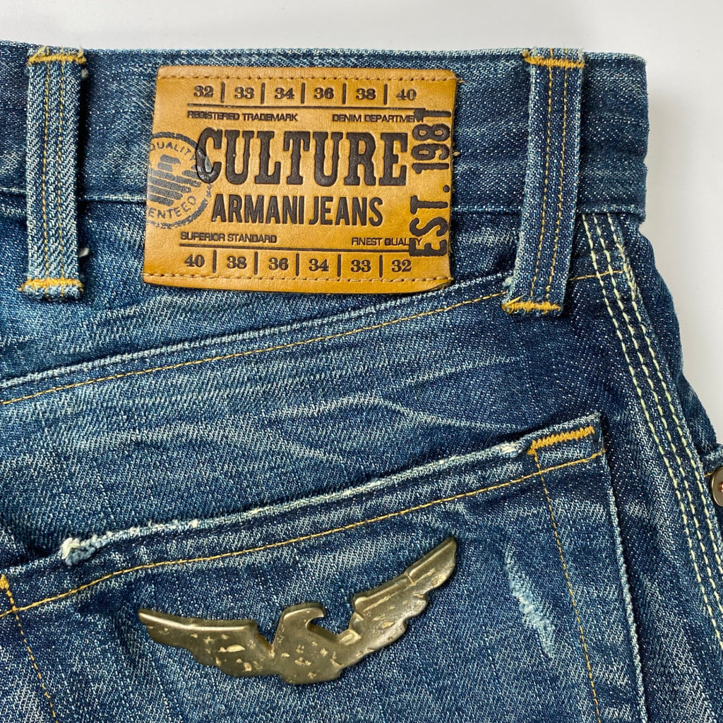【プレミアム】 ARMANI JEANS DENIM CULTURE アルマーニジーンズ デニムカルチャー / ダメージ加工 デニムパンツ エンブレム セルビッジ 参考定価：60,000程度 SIZE:W29