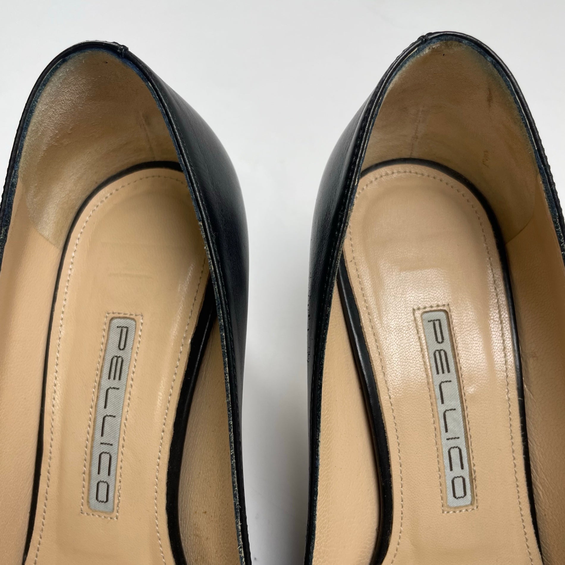 PELLICO ペリーコ / レザーパンプス ブラック 参考定価：40,000程度 SIZE:36(23cm程度)