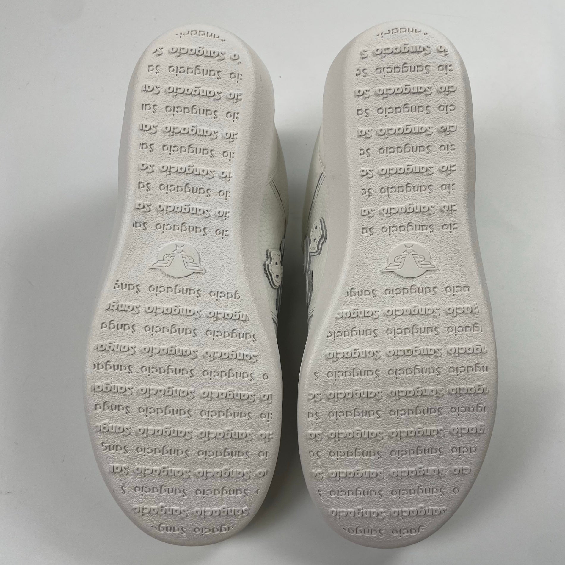 via SANGACIO ヴィア・サンガチオ / ”COM WHITE” スニーカー 未使用品 箱付 参考定価：23,000 SIZE:26cm