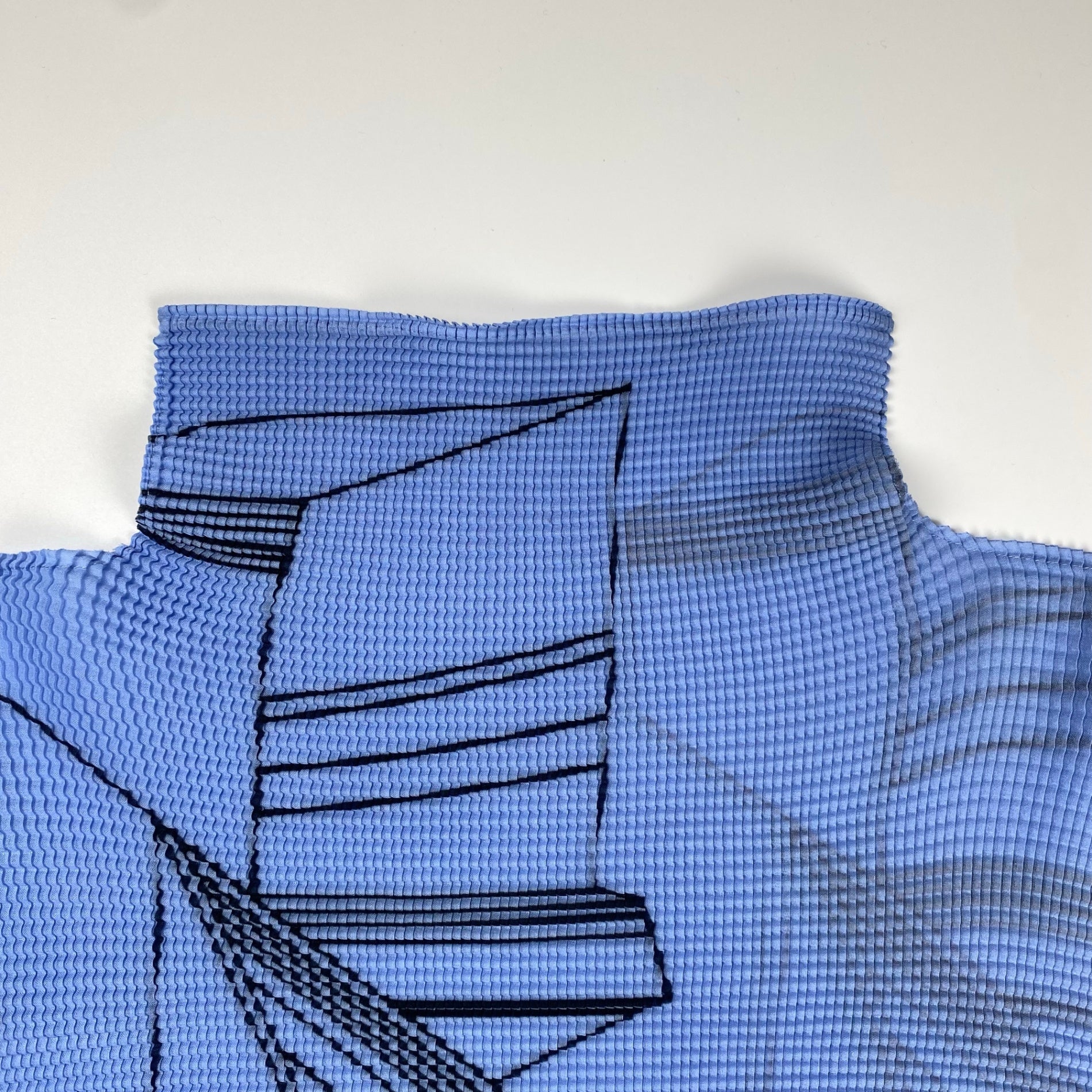 me ISSEY MIYAKE ミー イッセイミヤケ / 転写ボックスプリーツカットソー 20th ANNIVERSARY ARCHITECTS SIZE:FREE