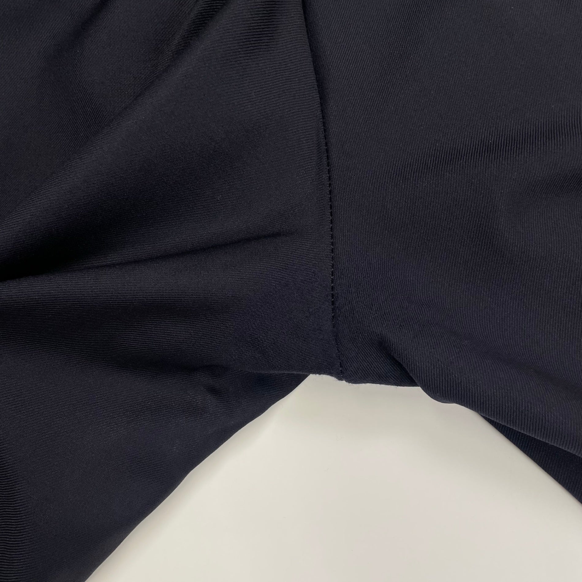 EMPORIO ARMANI エンポリオ アルマーニ / ナローラペル1Bスーツ 参考定価：230,000程度 SIZE:46