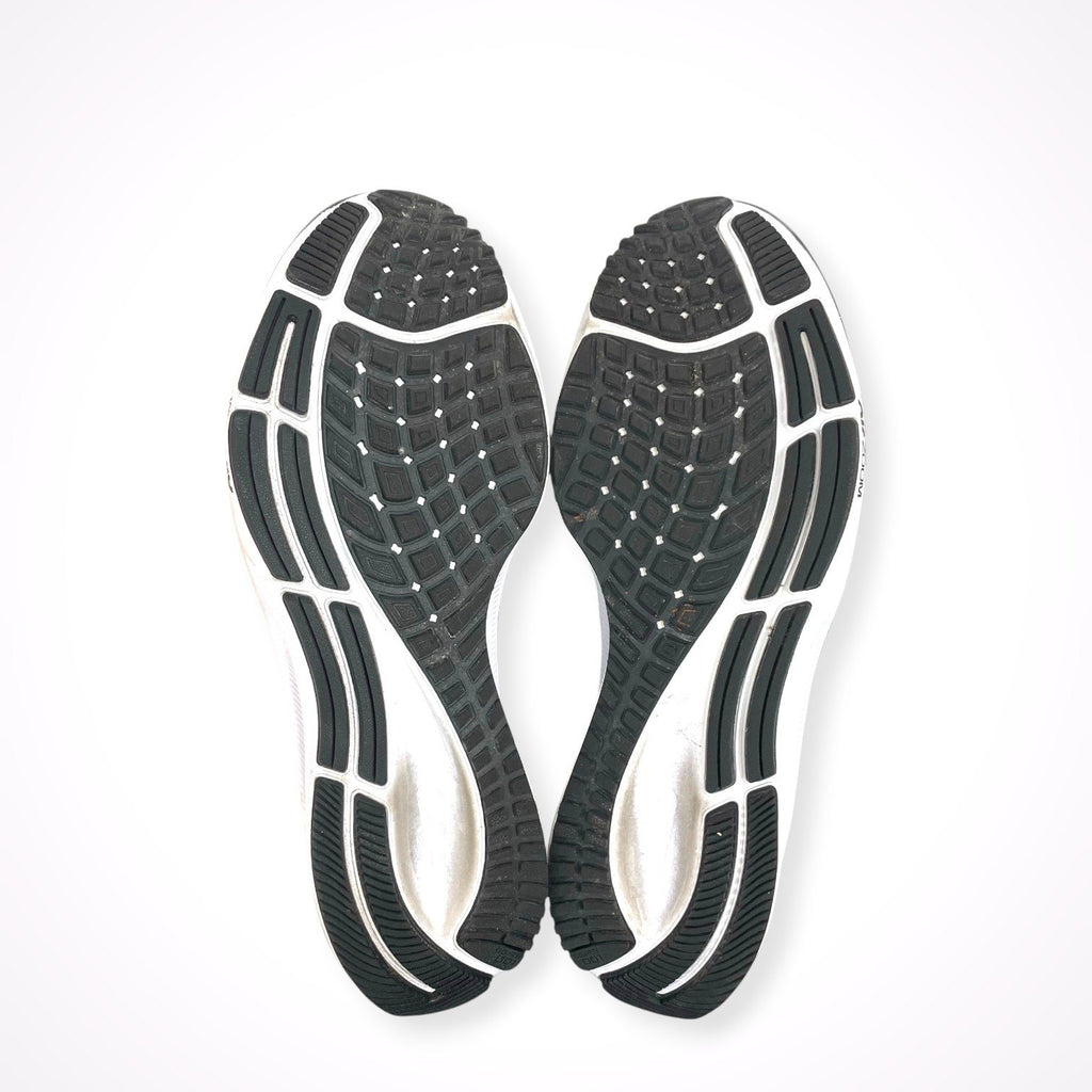 NIKE / エア ズーム ペガサス 37 SIZE：26cm