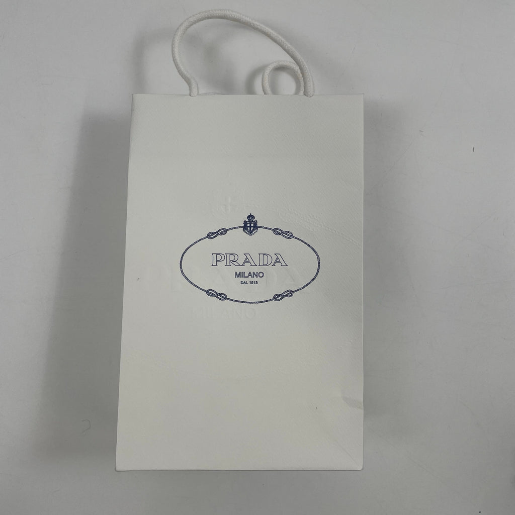 PRADA / 三角プレート 2つ折りサフィアーノウォレット 極美品 参考定価：90,000+tax