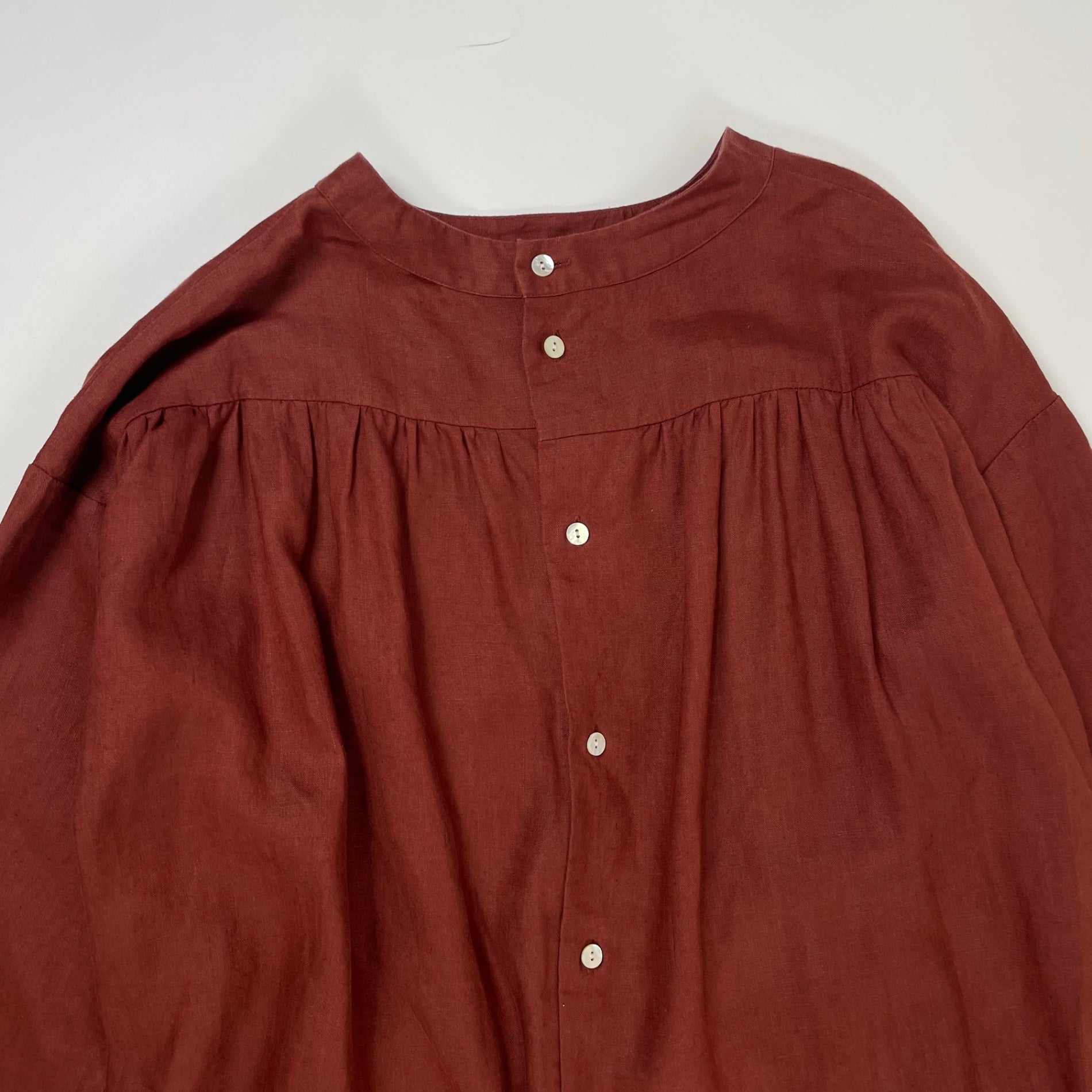 08 Mab ゼロハチマブ / 前開きリネンシャツワンピース 参考定価：16,000程度 SIZE:FREE