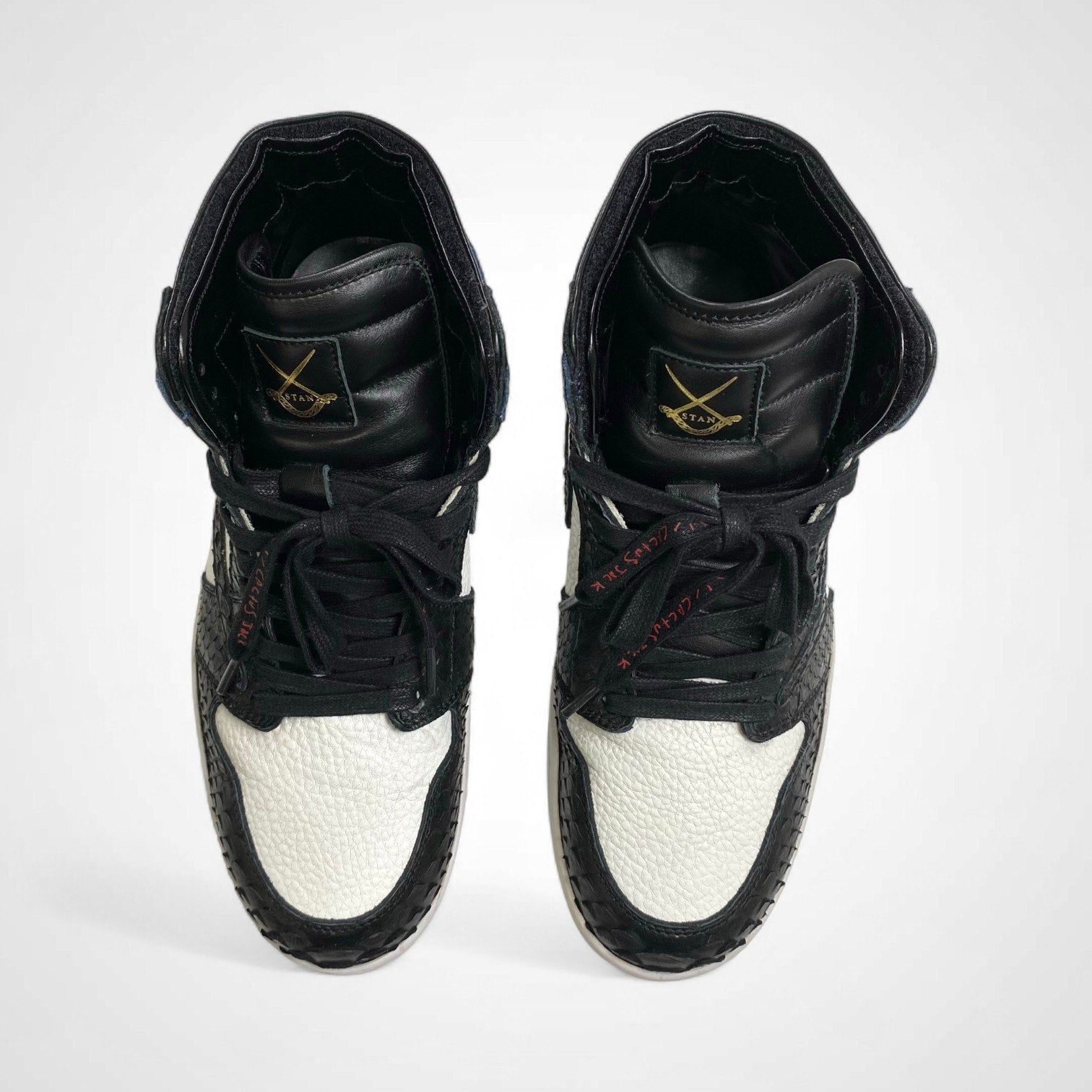 STAN GLS スタン ジーエルエス S.CURVE STUDIO / AJ1 TRAVIS パイソンカスタム 参考定価：300,000程度 SIZE：9(27cm程度)