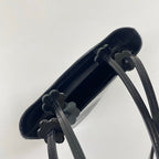 FURLA / パテントレザー フラワーチャームトートバッグ ブラック