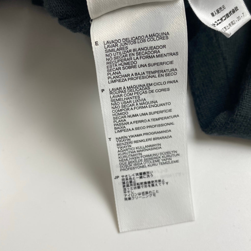 FRED PERRY フレッドペリー / ワンポイント 刺繍ロゴ ニット SIZE：M