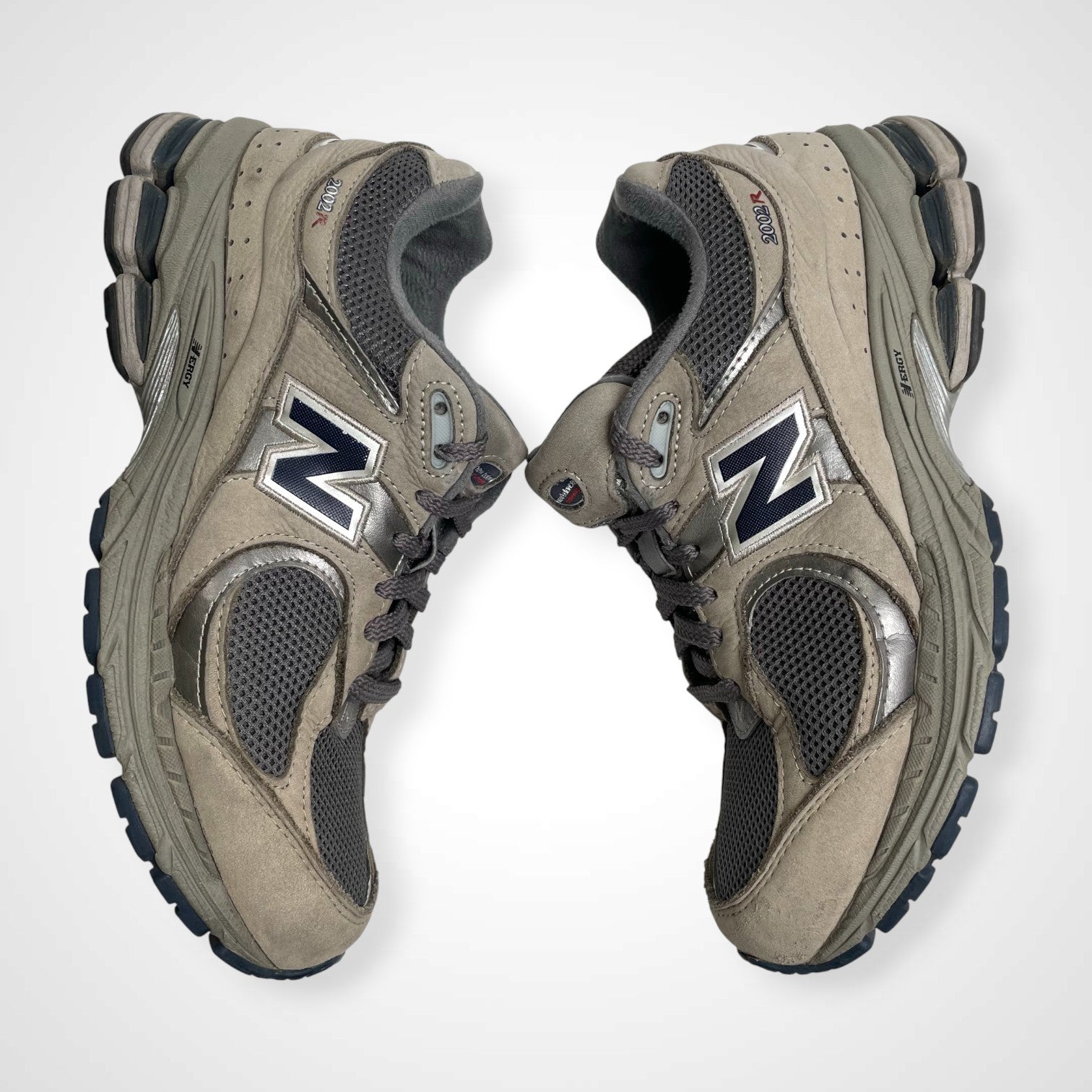 new balance ニューバランス / ML2002RA ローカットスニーカー 参考定価：18,000+tax SIZE:25.5cm