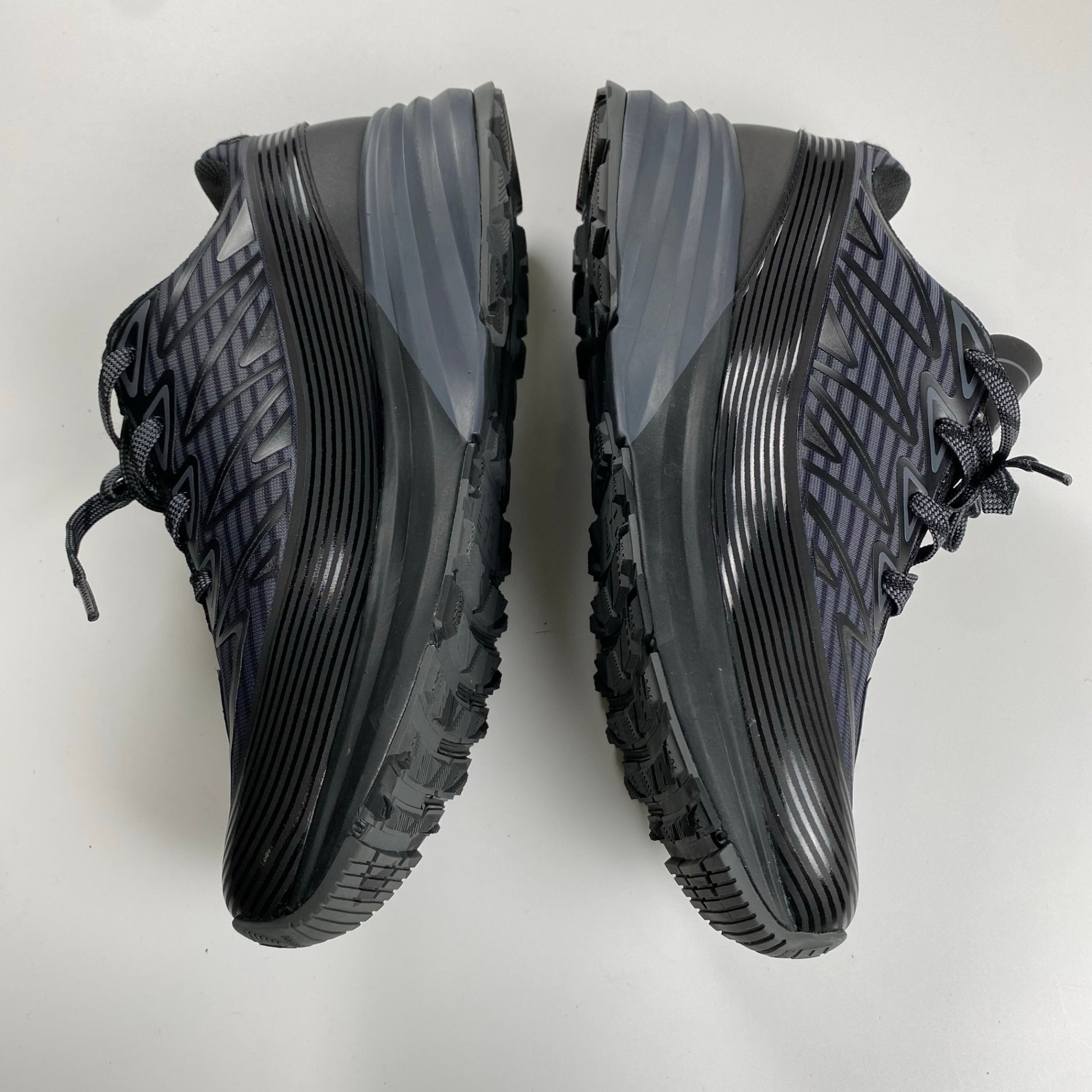 EMPORIO ARMANI エンポリオ アルマーニ / ローカットスニーカー ロゴ 厚底 ネイビー×ブラック 参考定価：45,000程度 SIZE:26cm程度