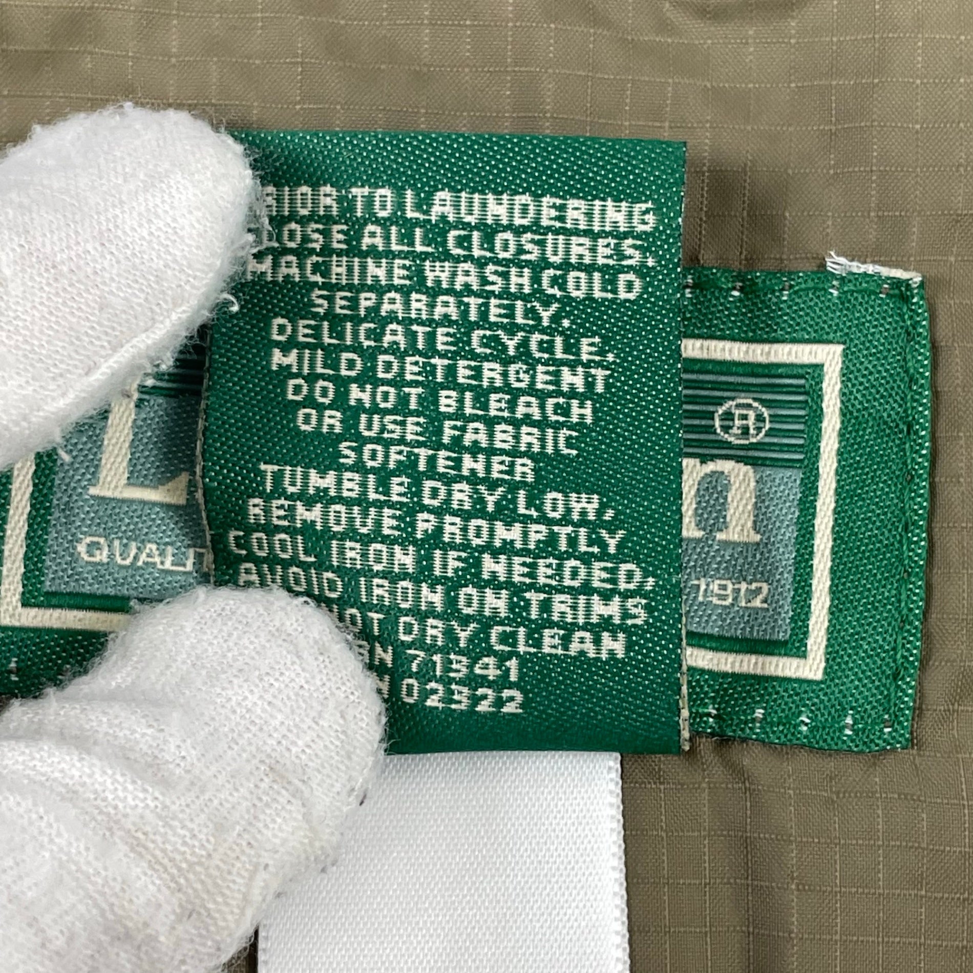 L.L.BEAN / ナイロンシェルジャケット オリーブ SIZE：M