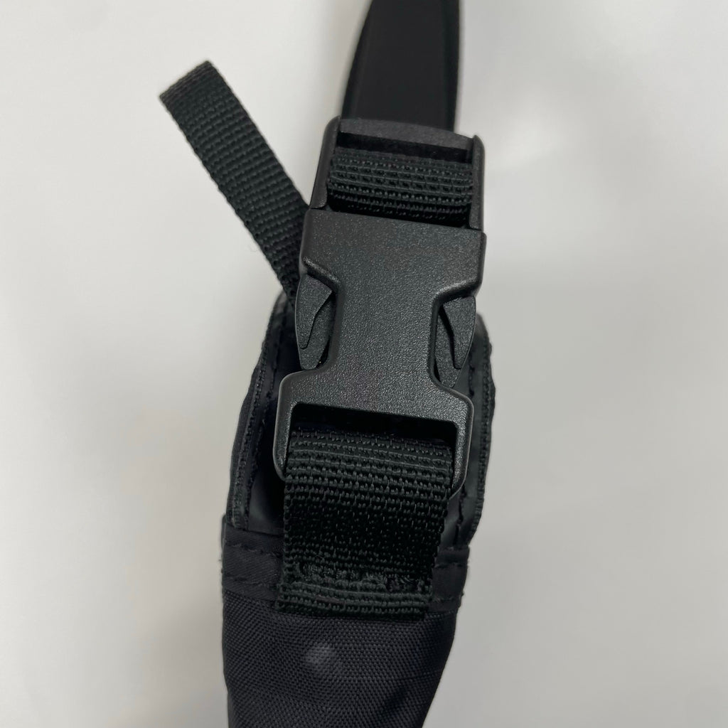 Acne Studios アクネストゥデオズ / LOGO PLAGUE POCKET BAG フェイスロゴショルダーバッグ 参考定価：30,000程度