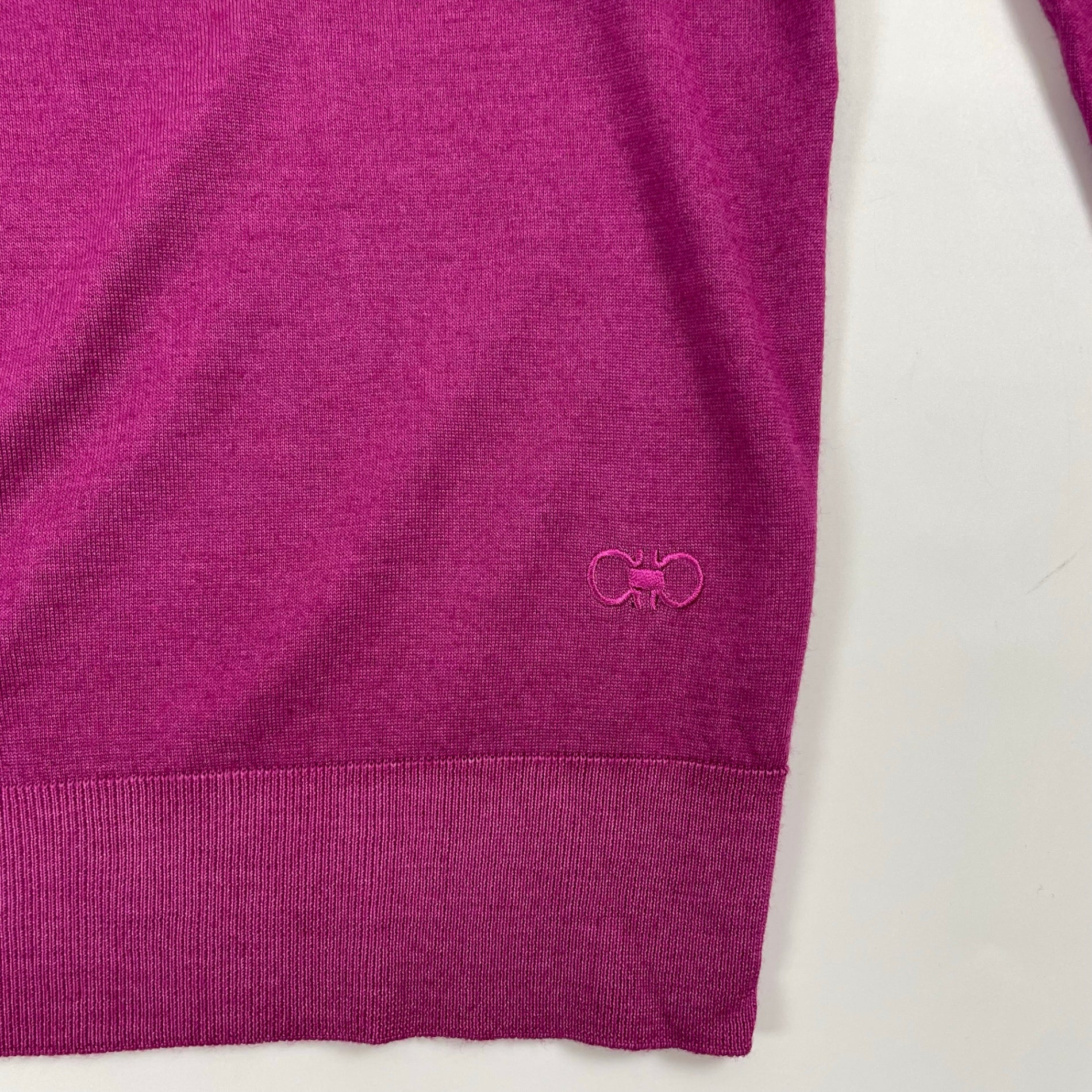 Salvatore Ferragamo サルバトーレ フェラガモ / ウールシルクニット パープル 参考定価：100,000程度 SIZE：L