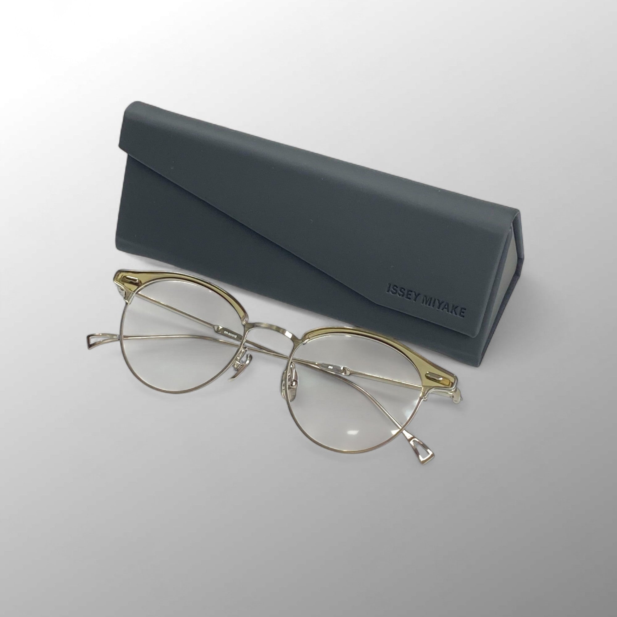 【美品】 ISSEY MIYAKE × 金子眼鏡 / BROW BOSTON Ⅷ ボストン型 クリアアイブロウ 度なしクリアレンズ 参考定価：60,000+tax