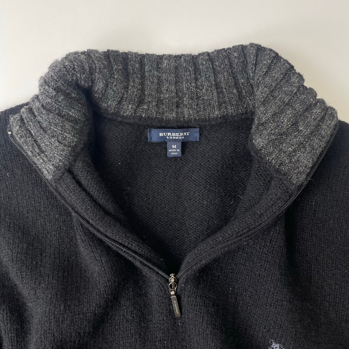 BURBERRY LONDON / シェットランドウール ハーフジップニット イタリア製 参考定価：64,000程度 SIZE:M
