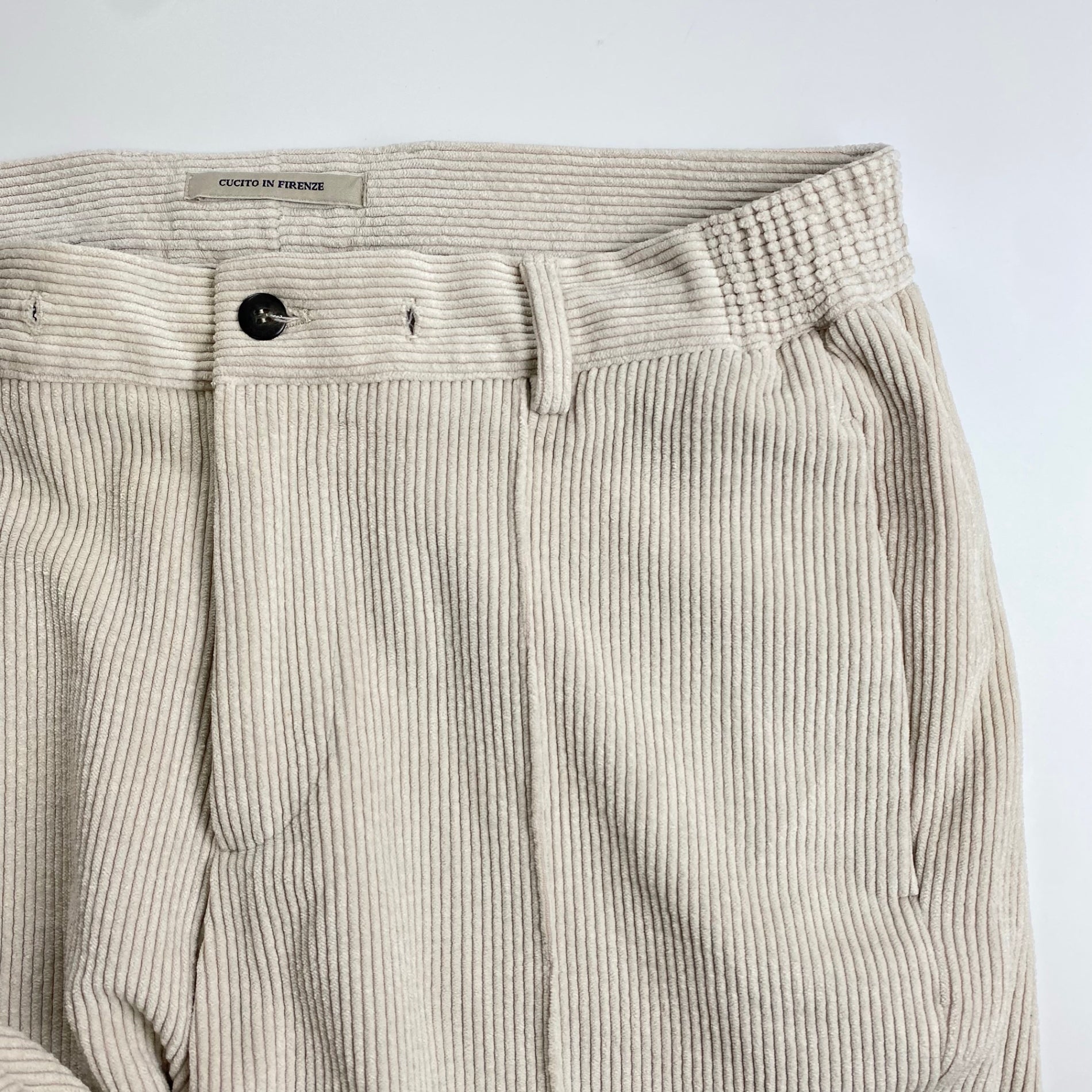 giabsarchivio ジャブスアルキヴィオ / MASACCIO コーデュロイスラックス 参考定価：35,000程度 SIZE：48