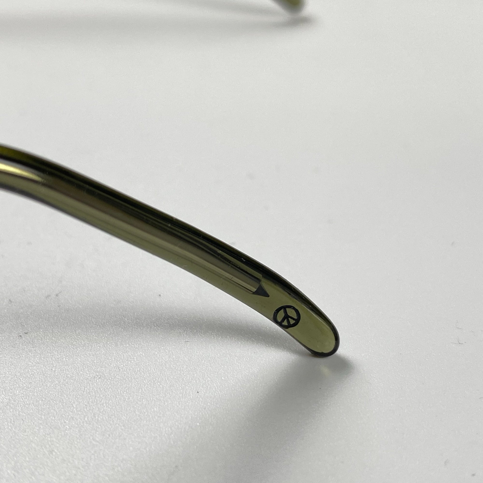 【極美品】 Porter Classic ポータークラシック × 金子眼鏡 / PEACE COLLECTION コラボ サングラス OLIVE 参考定価：46,000+tax