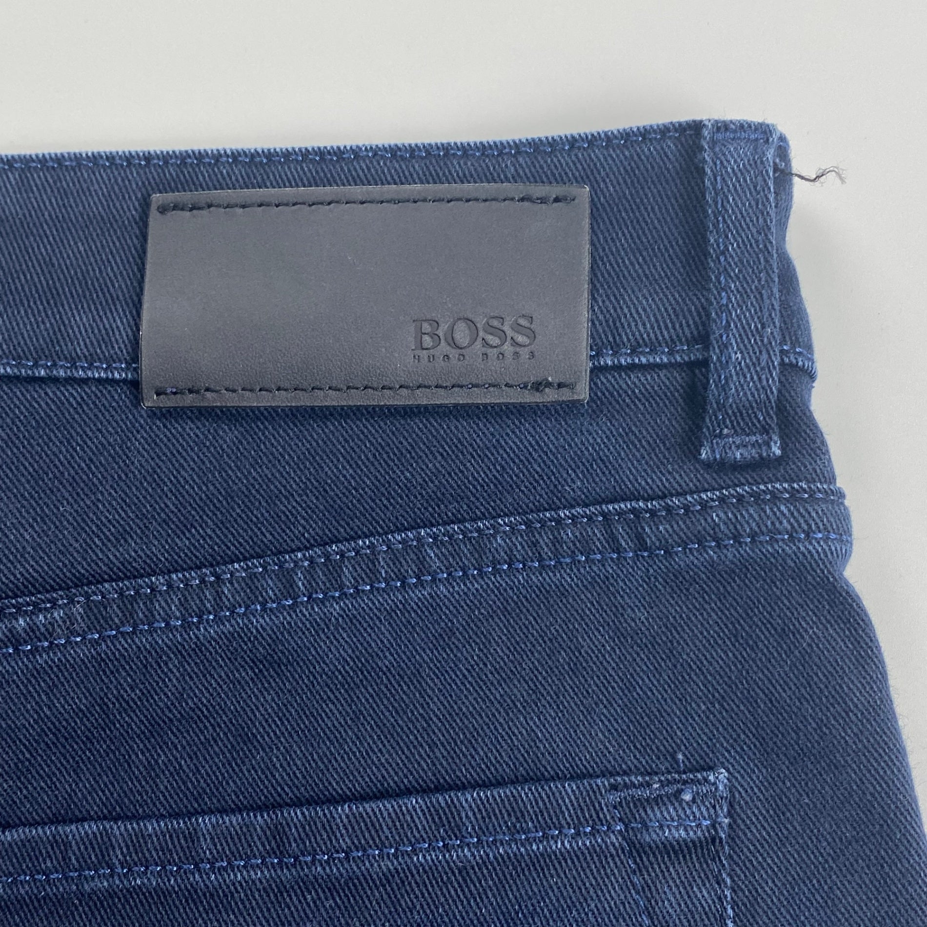 BOSS HUGO BOSS ボス ヒューゴボス / テーパード ストレッチ デニムパンツ デニムの名門Candiani社製 SIZE：W33 L32