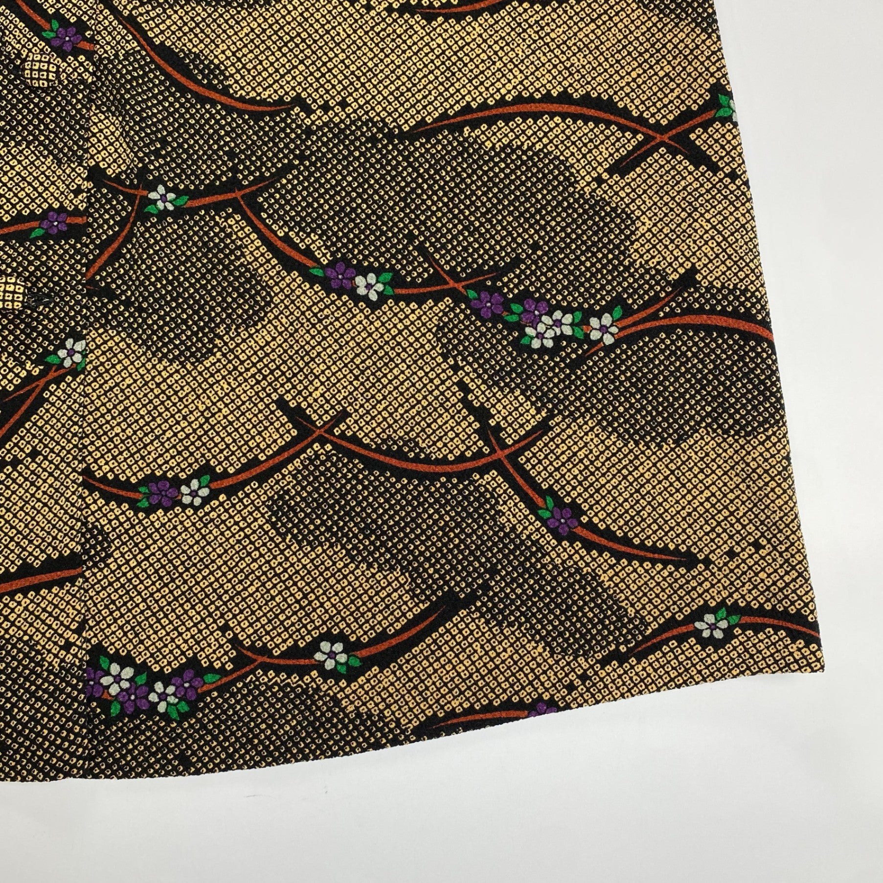 詩仙堂 SHISENDO TS COLLECTION / 金屏風絵 ノーカラーライトコート 長着 ちりめん 参考定価：40,000程度