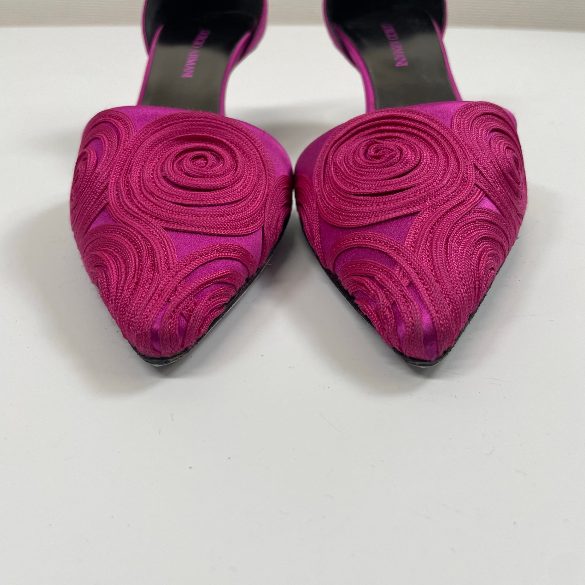 GIORGIO ARMANI / 刺繍ポインテッドパンプス 参考定価：220,000程度 SIZE:37