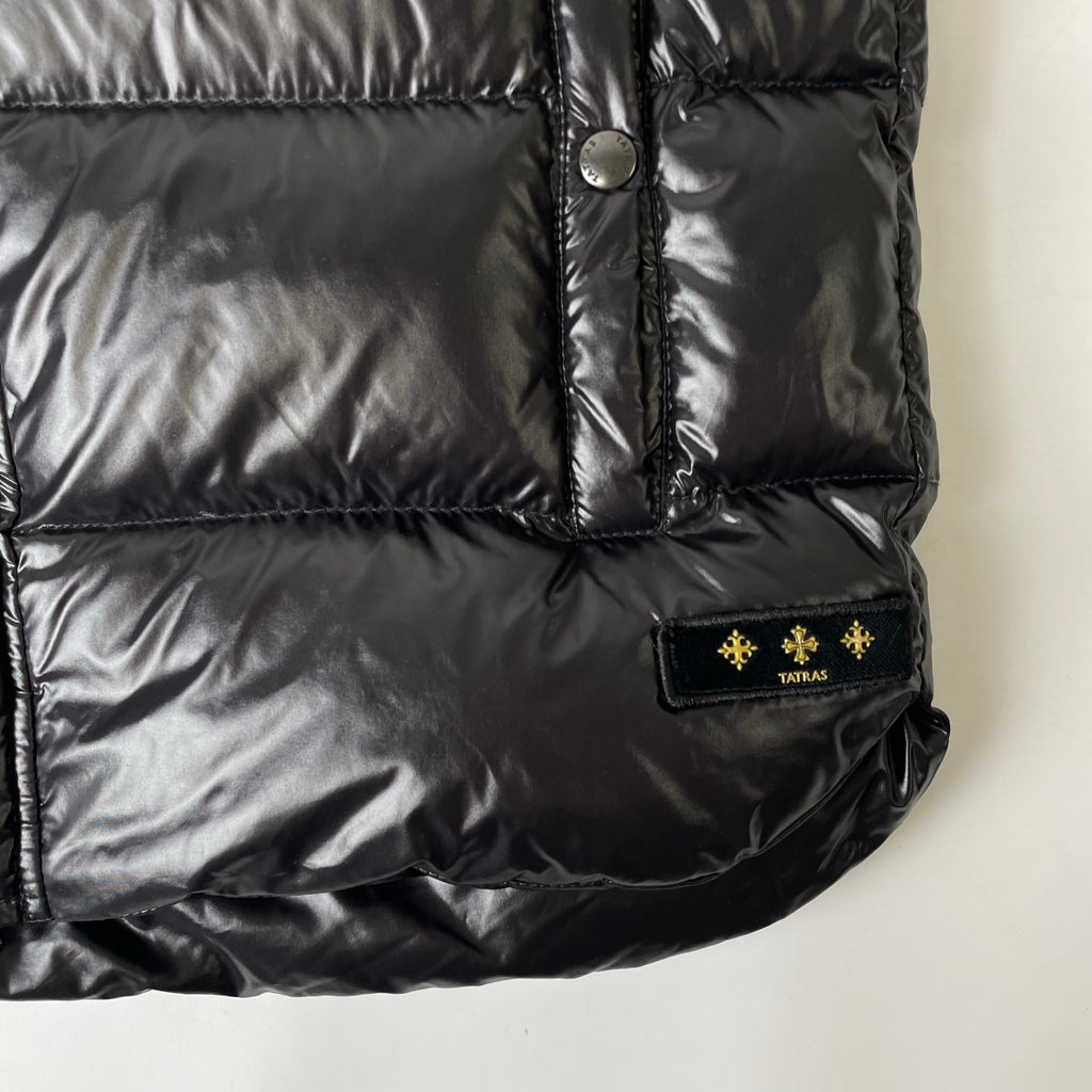 TATRAS / FORNACISダウンベスト 参考定価：74,000程度 SIZE:03