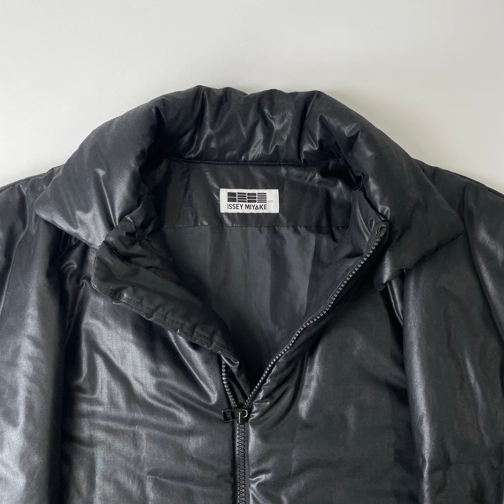 132.5 ISSEY MIYAKE / 12AW アーカイブ フラットインサレーションジャケット SIZE:3