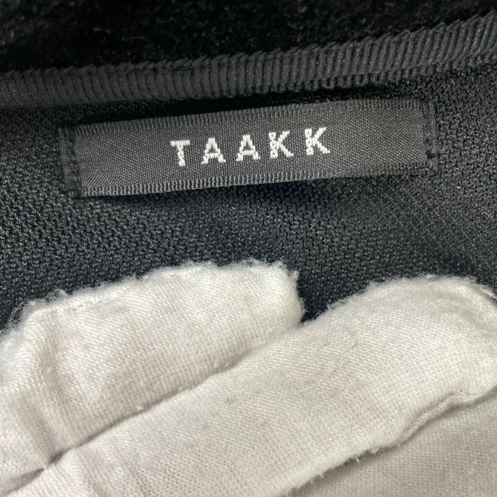 TAAKK / GRADATION PILE HOODIE 参考定価：56,000+tax SIZE：2