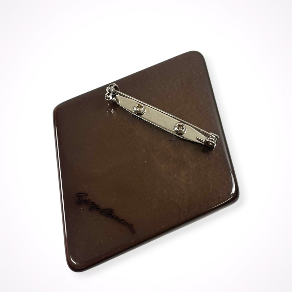 GIORGIO ARMANI / ダイヤ型クリスタルブローチ 参考定価：60,000程度