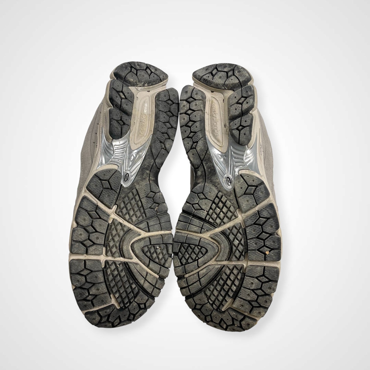 New Balance ニューバランス / M2002RMIミュール 参考定価：11,800+tax SIZE:26.5cm