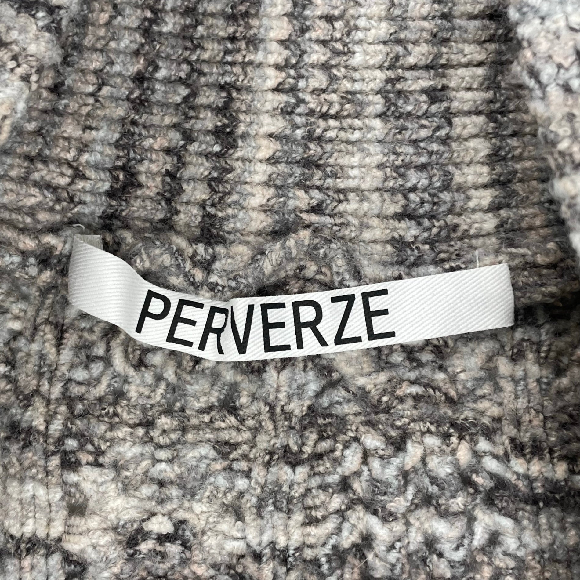 PERVERZE パーバーズ / 変わり編みニットベスト 参考定価：28,000+tax SIZE：FREE