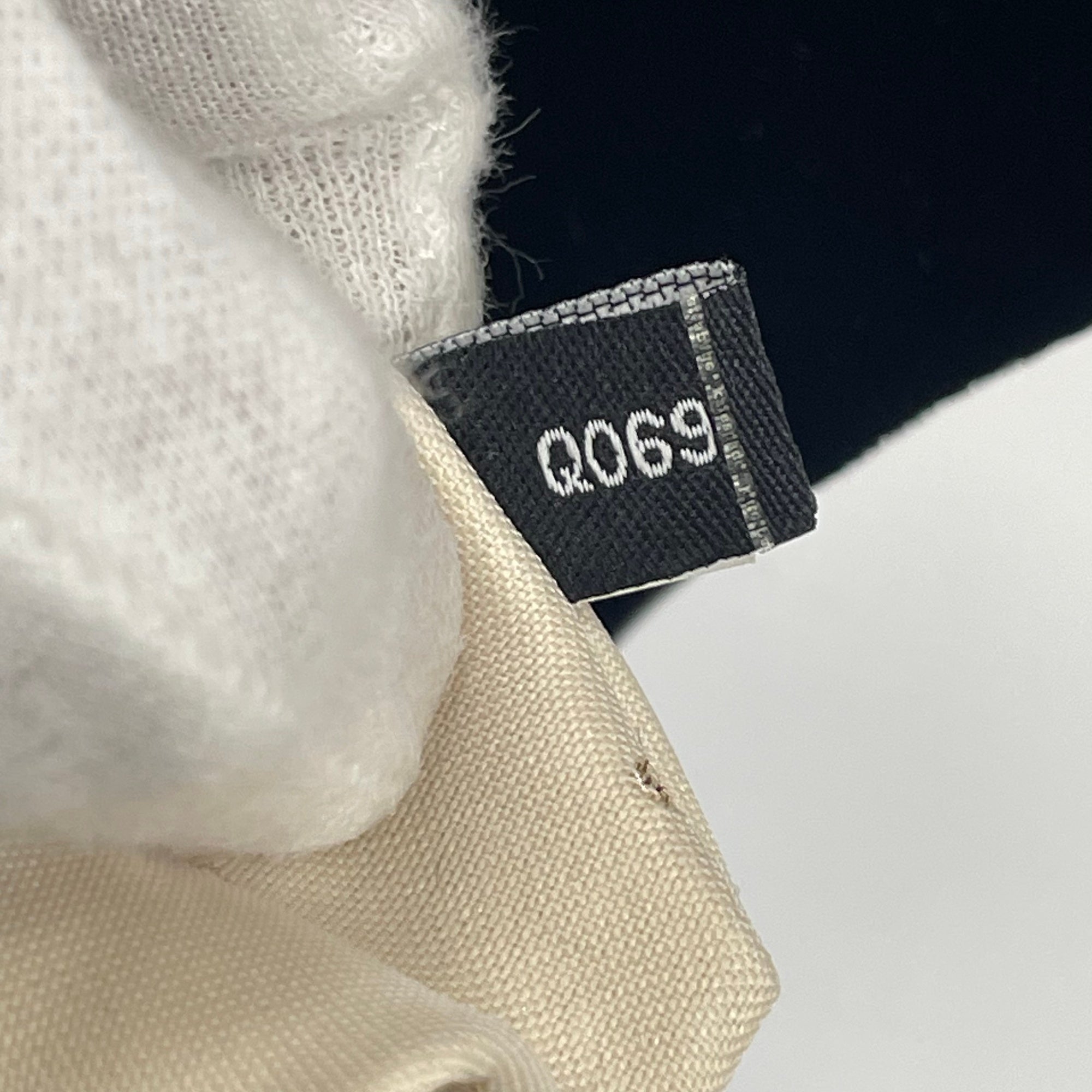 kate spade new york ケイトスペードニューヨーク / ベロアフラワーハンドバッグ ブラック 参考定価：30,000程度