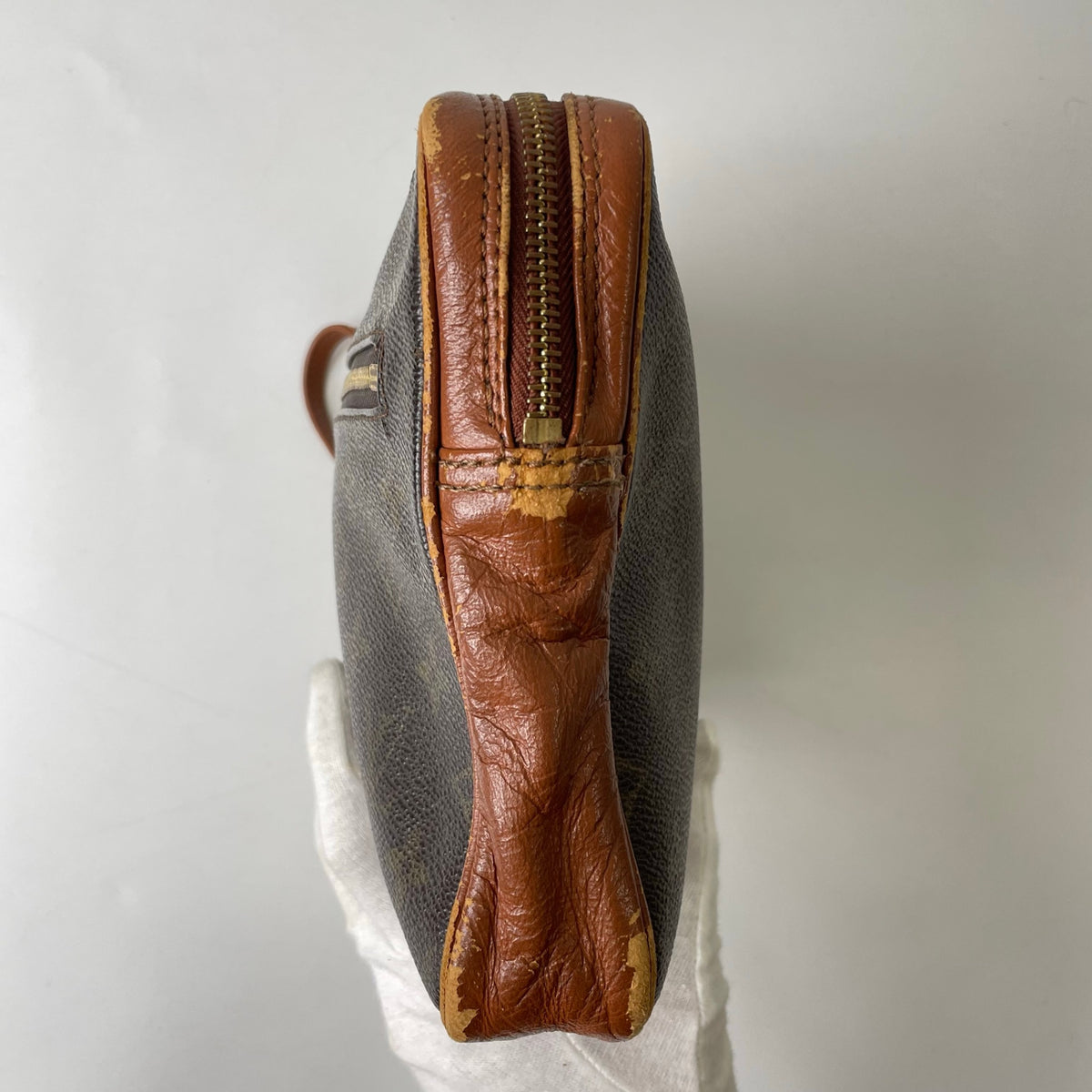 LOUIS VUITTON / モノグラム セカンドバッグ サックスポーツ