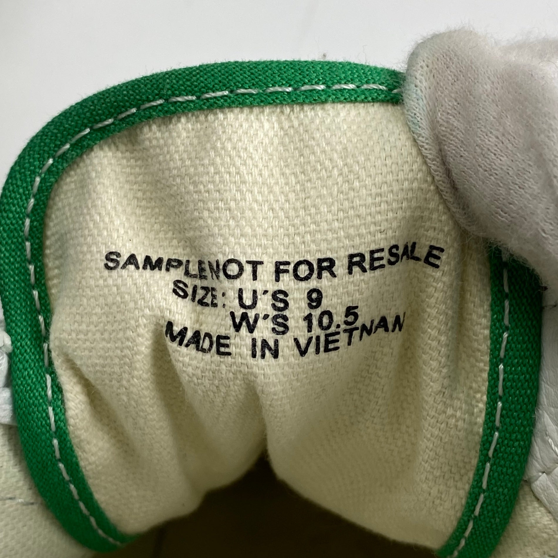 VANS ヴァンズ / STYLE 36 OLD SKOOL ローカットスニーカー グリーン SAMPLE SIZE:US9(27cm程度)