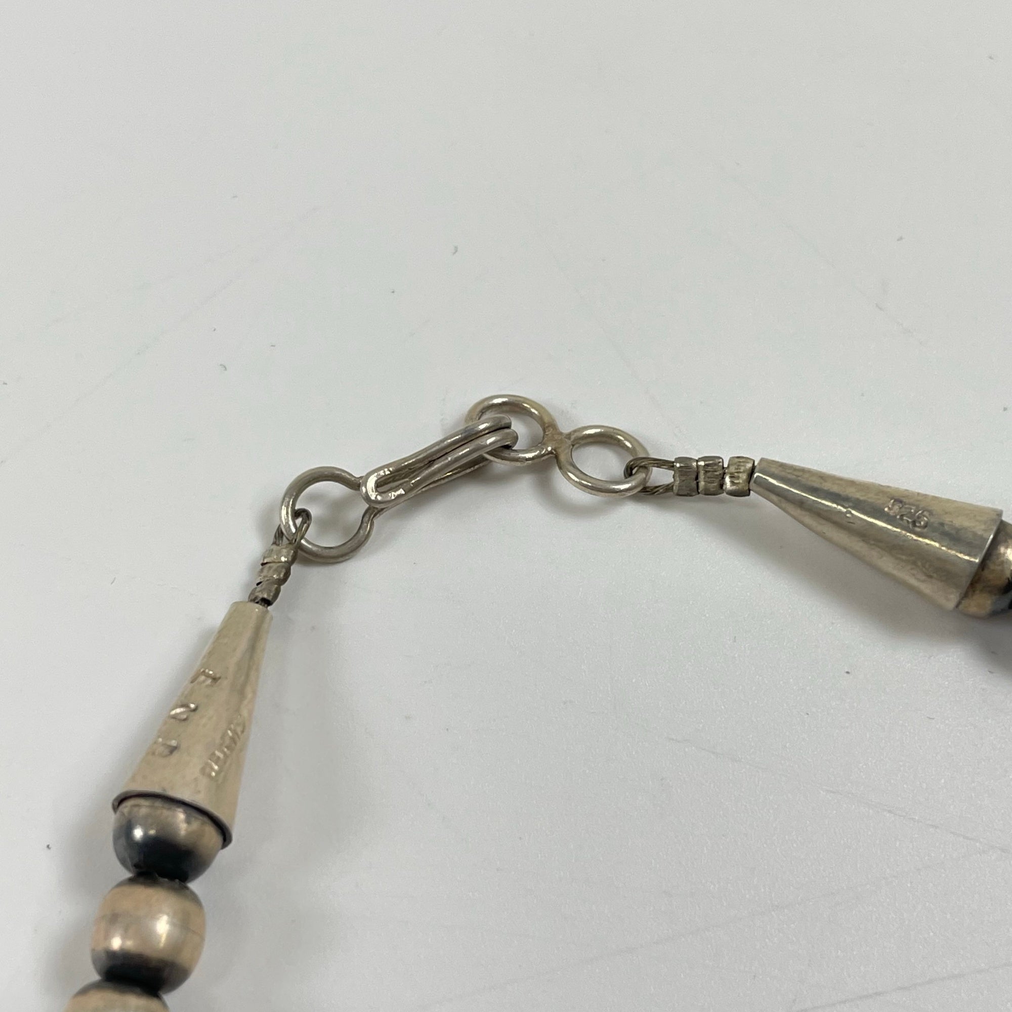 ERICKA NICOLAS BEGAY / ナバホパールネックレス 40cm 4-5mm OXIDIZED