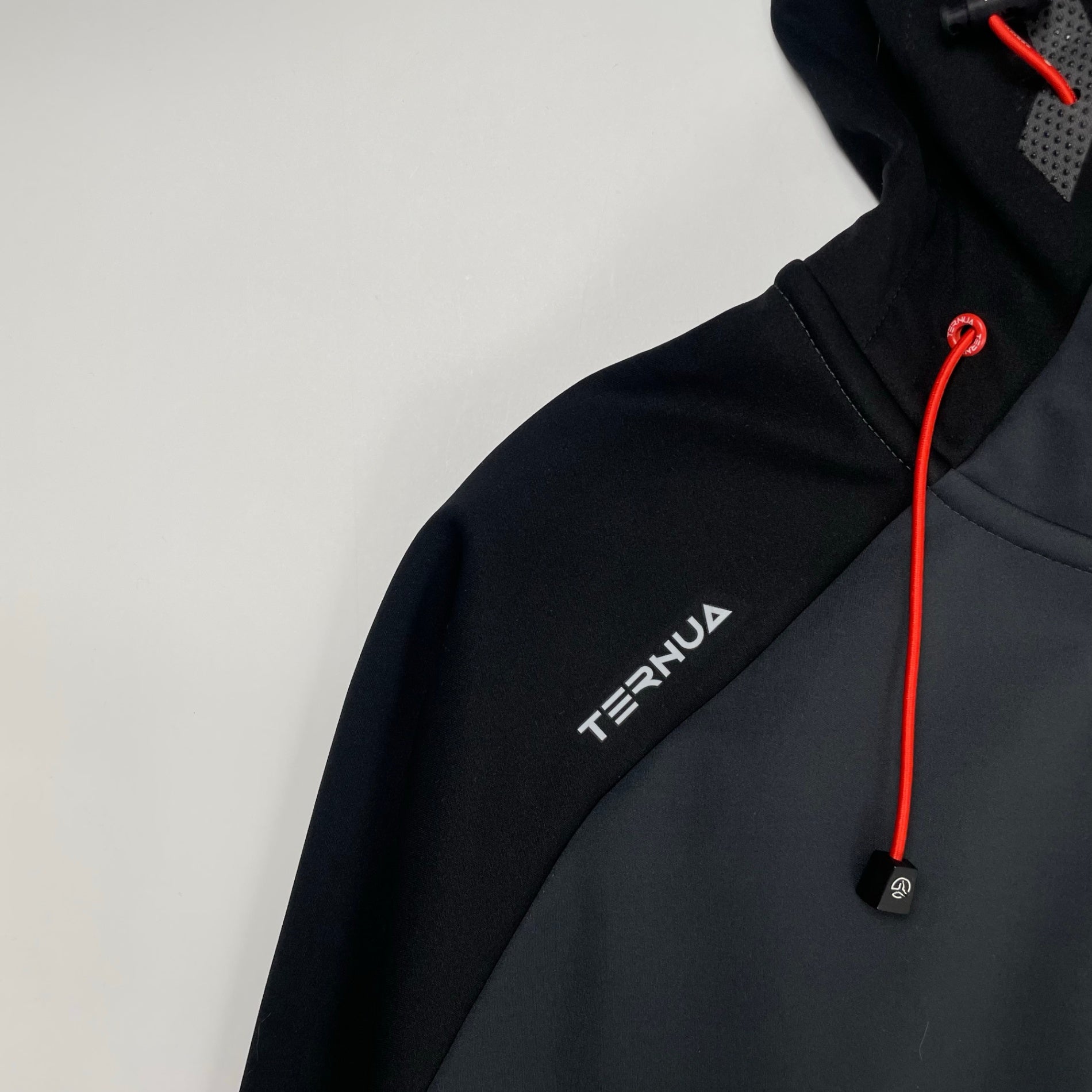 TERNUA / SIX WINDS ソフトシェルジャケット 参考定価：参考定価：26,000+tax SIZE:S
