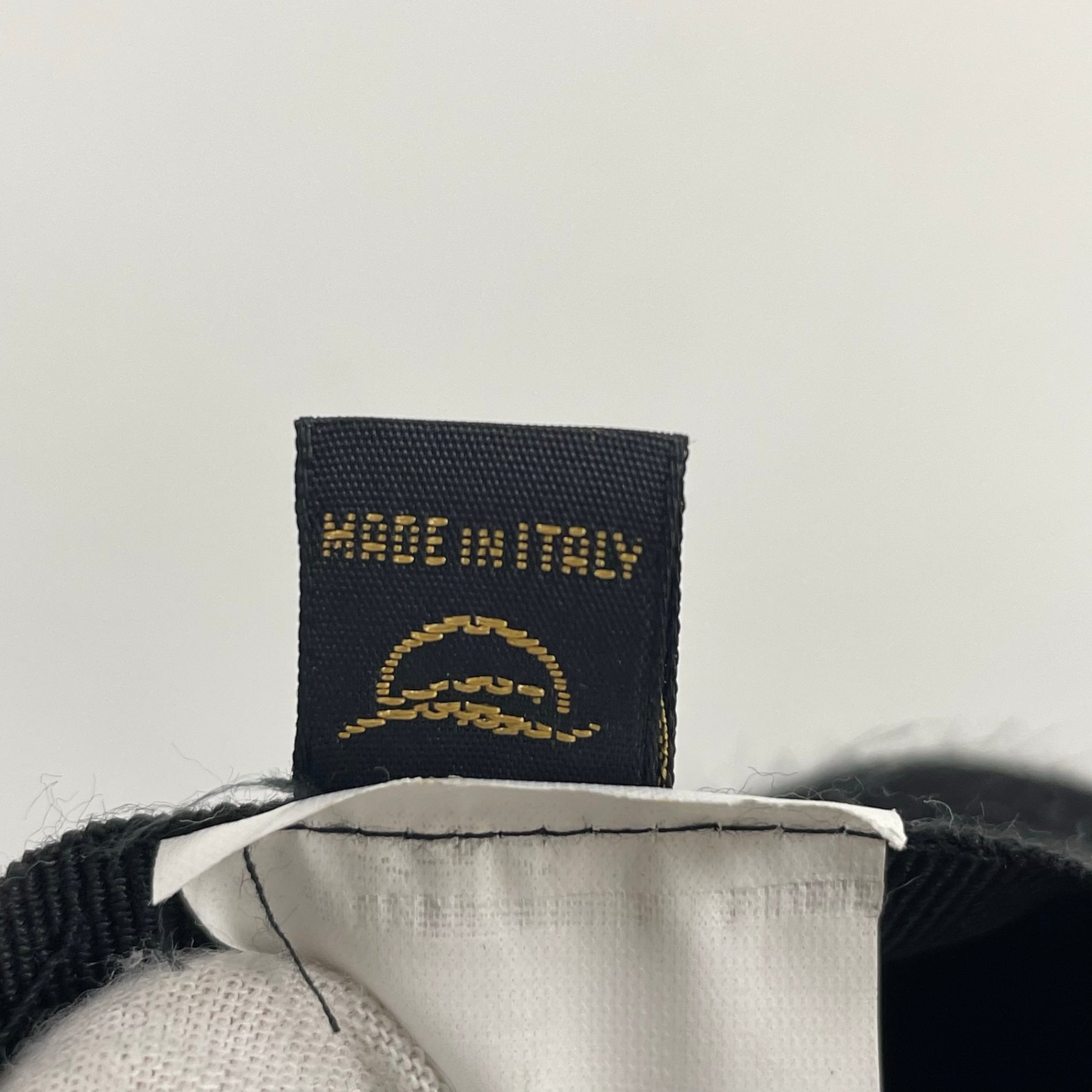 GIORGIO ARMANI / ロゴ刺繍入り ハイクラウンベレー帽 参考定価：80,000程度