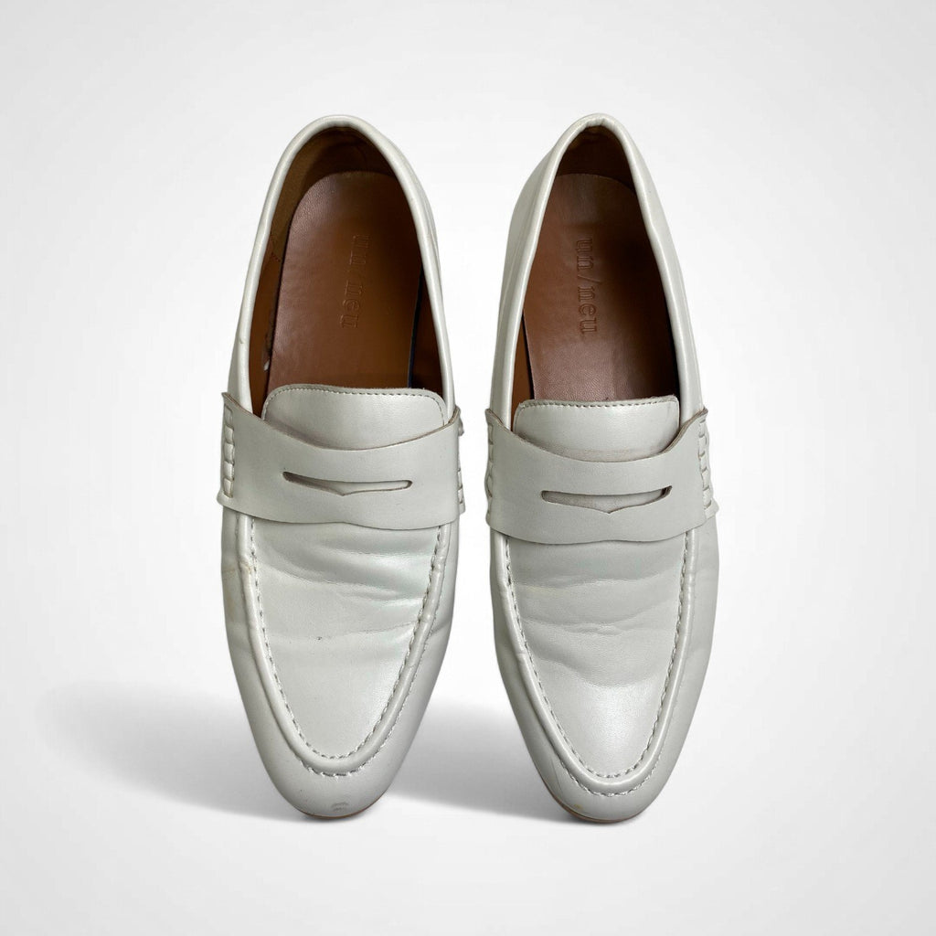 un/neu アンノイ / コインローファー ホワイト SIZE:M