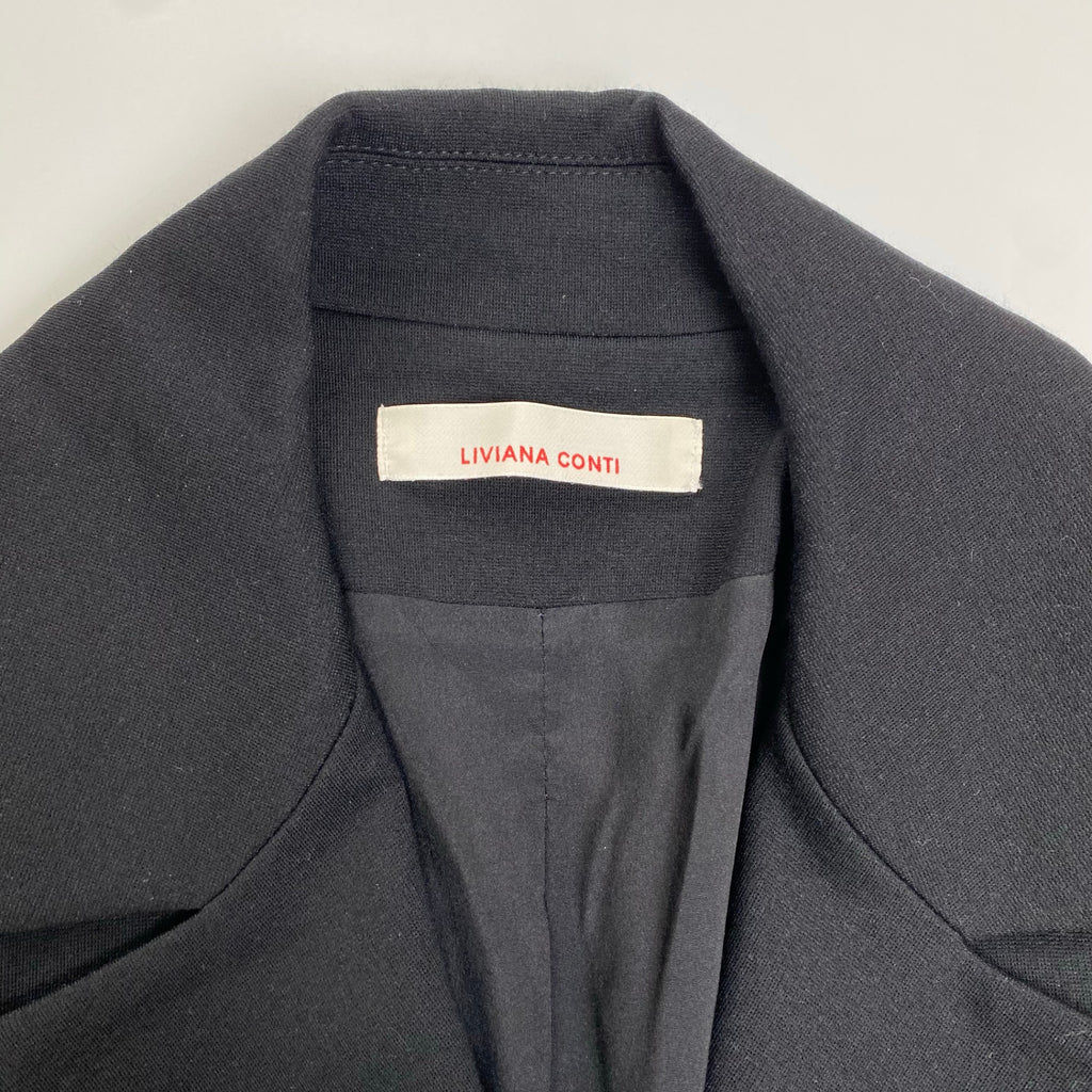 LIVIANA CONTI / ボックスシルエット ジャケット ブラック 参考定価：50,000程度 SIZE:44