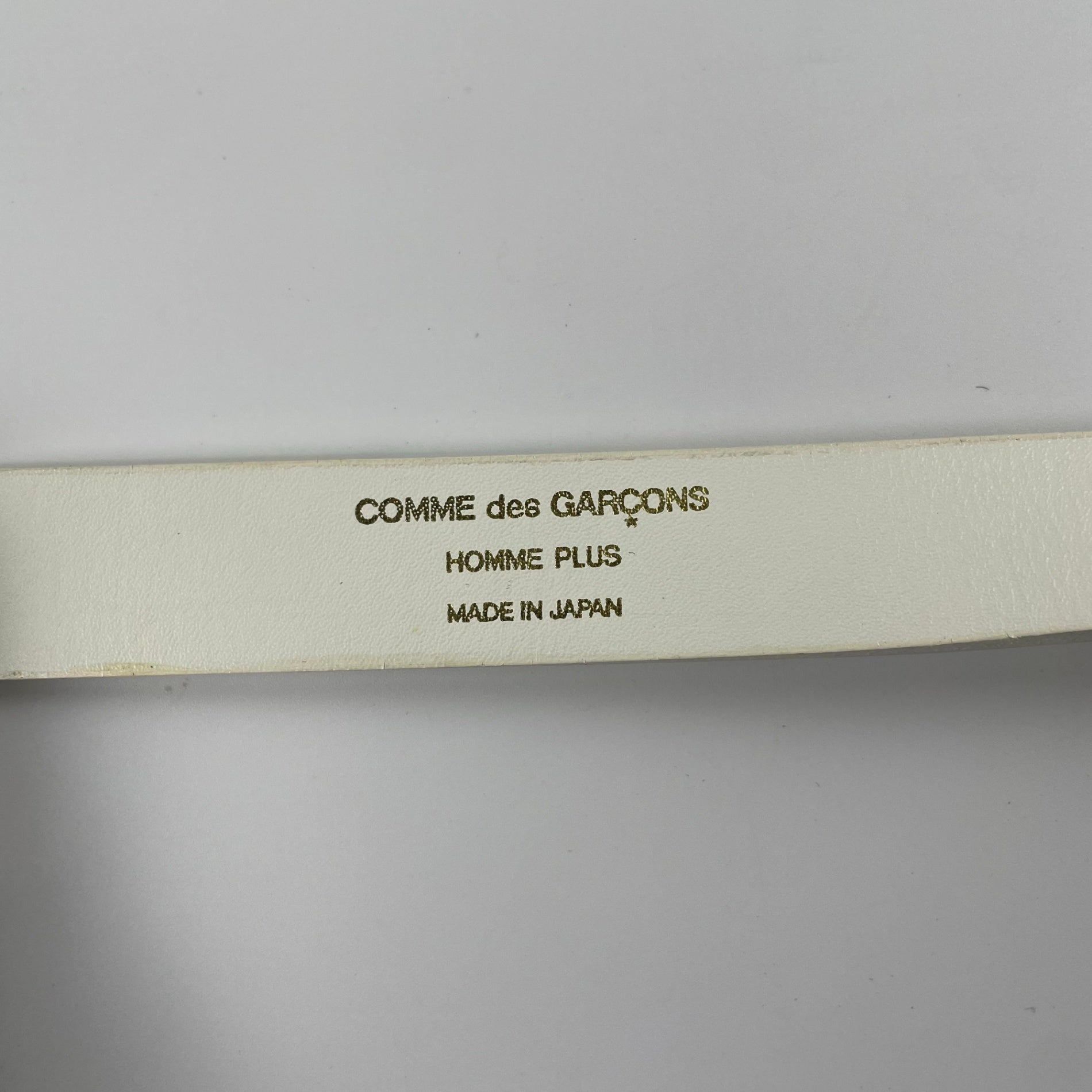 COMME des GARCONS HOMME PLUS コムデギャルソン オムプリュス / ホワイトレザーナローベルト PQ-K303 全長118cm 12穴 75-102.5cm
