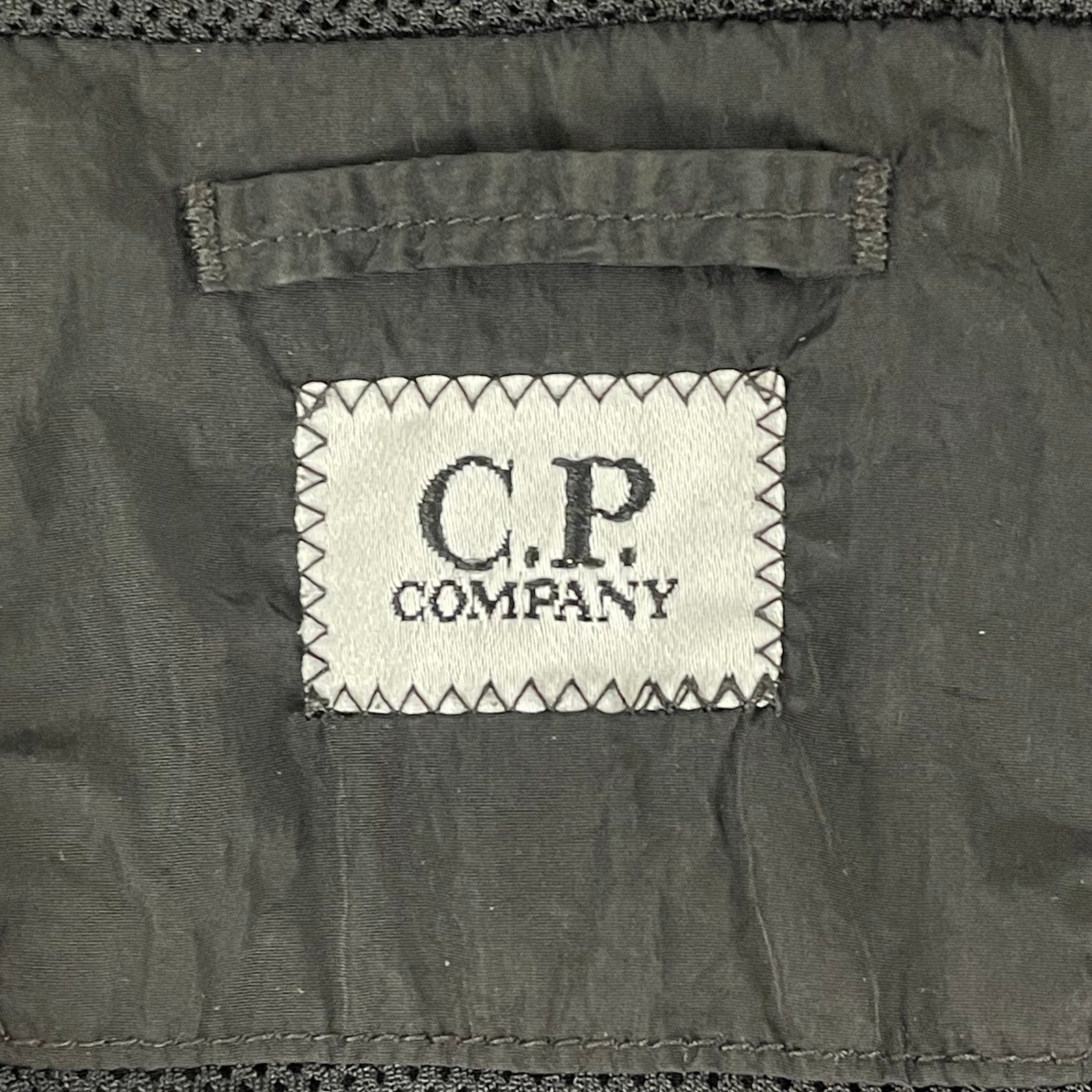 C.P. COMPANY / Chrome-R Hooded Overshirt 参考定価：85,000+tax SIZE:XXL