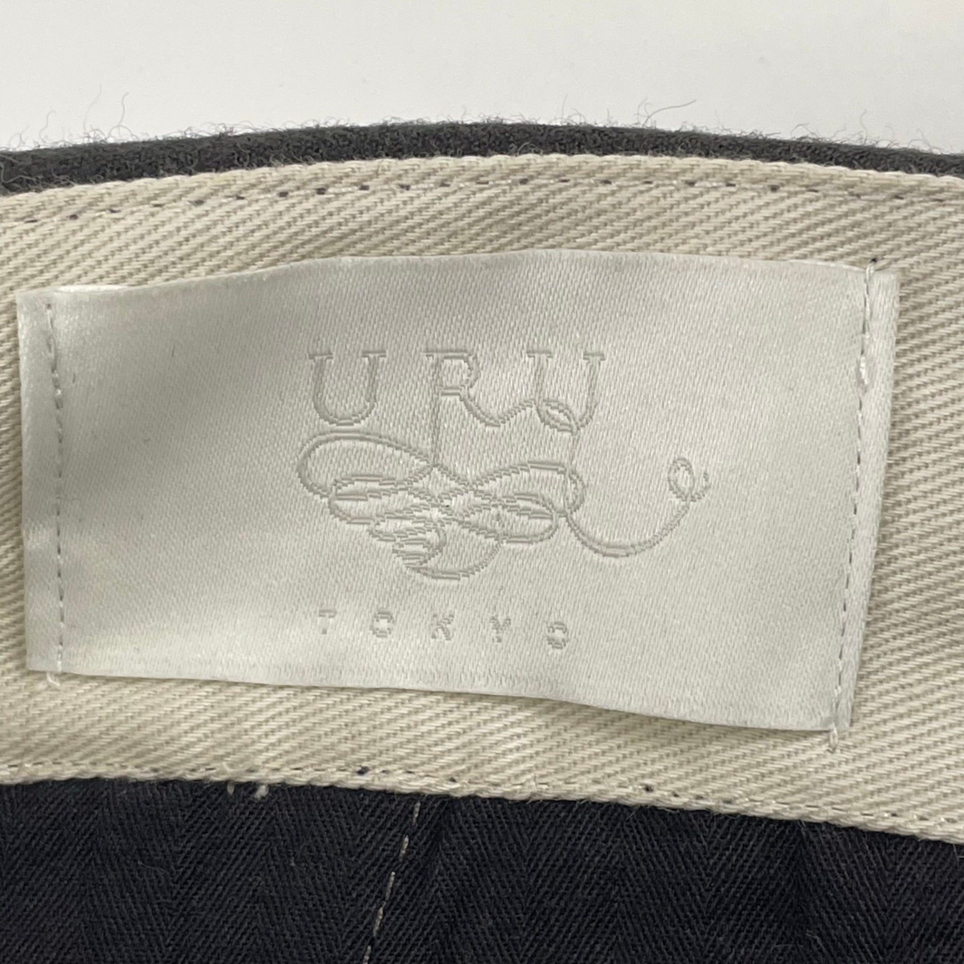 URU / WOOL EASY PANTS 参考定価：30,000程度 SIZE:2
