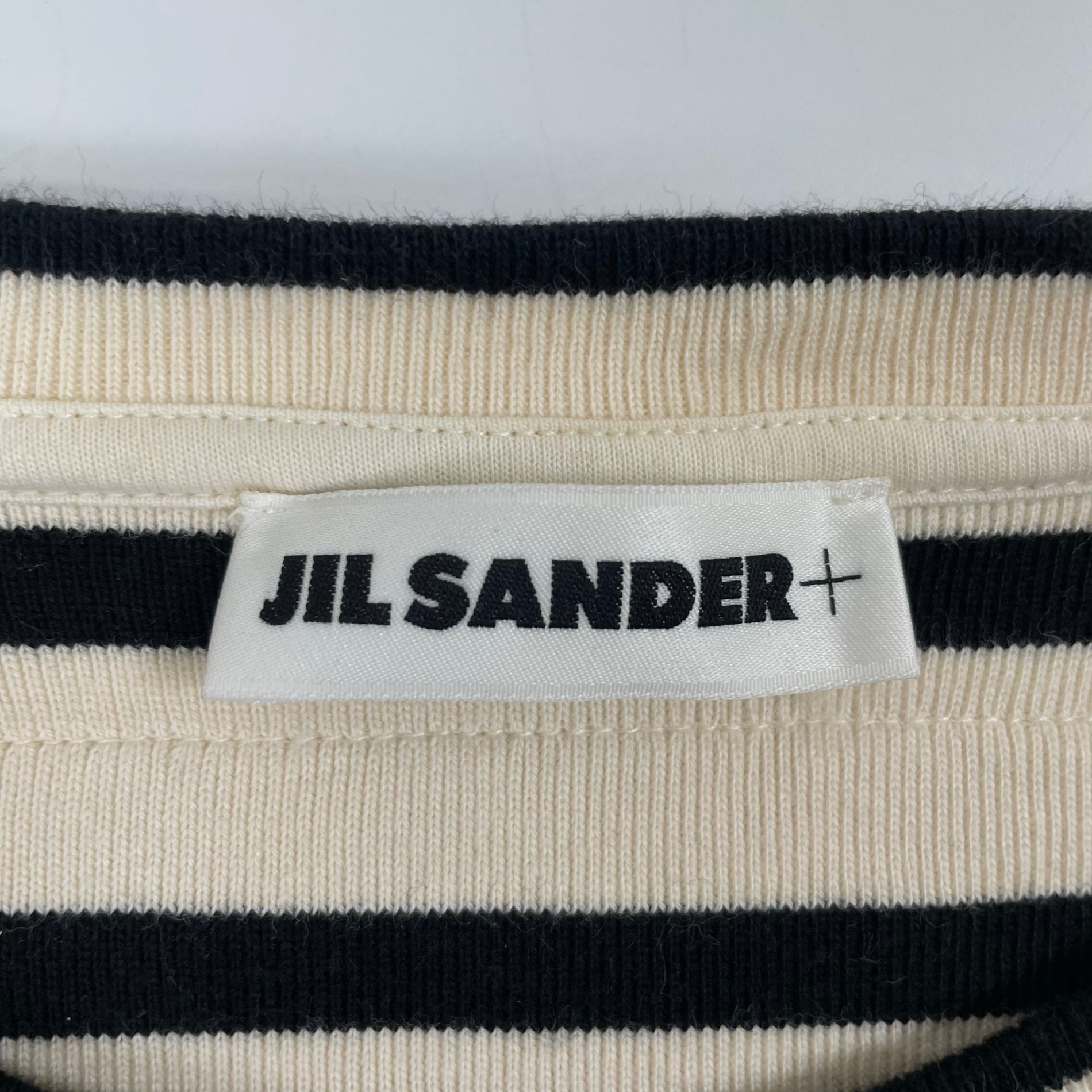 JIL SANDER + / バックロゴボーダーTEE 参考定価：60,000程度 SIZE:XL