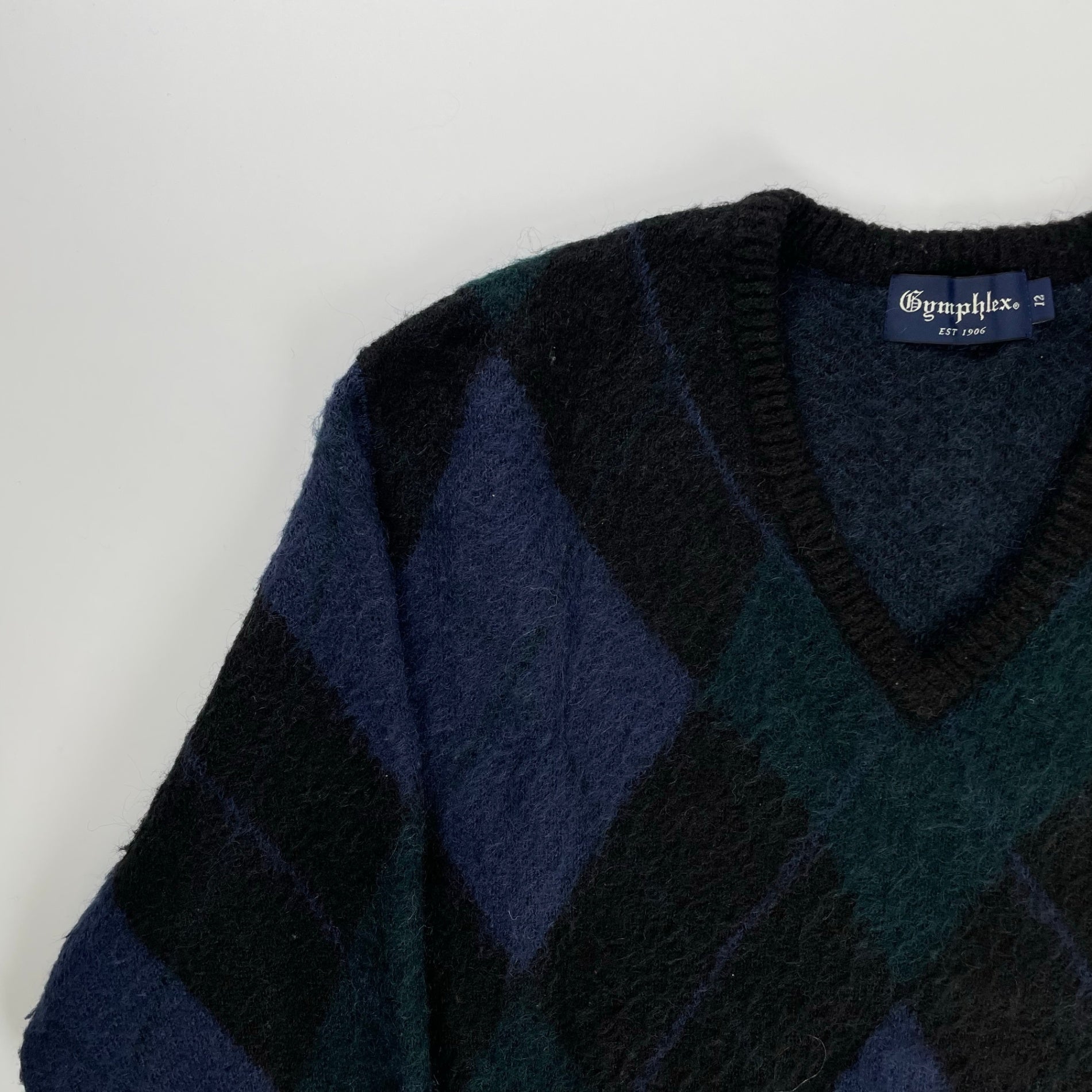 Gymphlex ジムフレックス / モヘヤMIXアーガイルVネック ネイビー×グリーン×ブラック 参考定価：16,000程度 SIZE：12