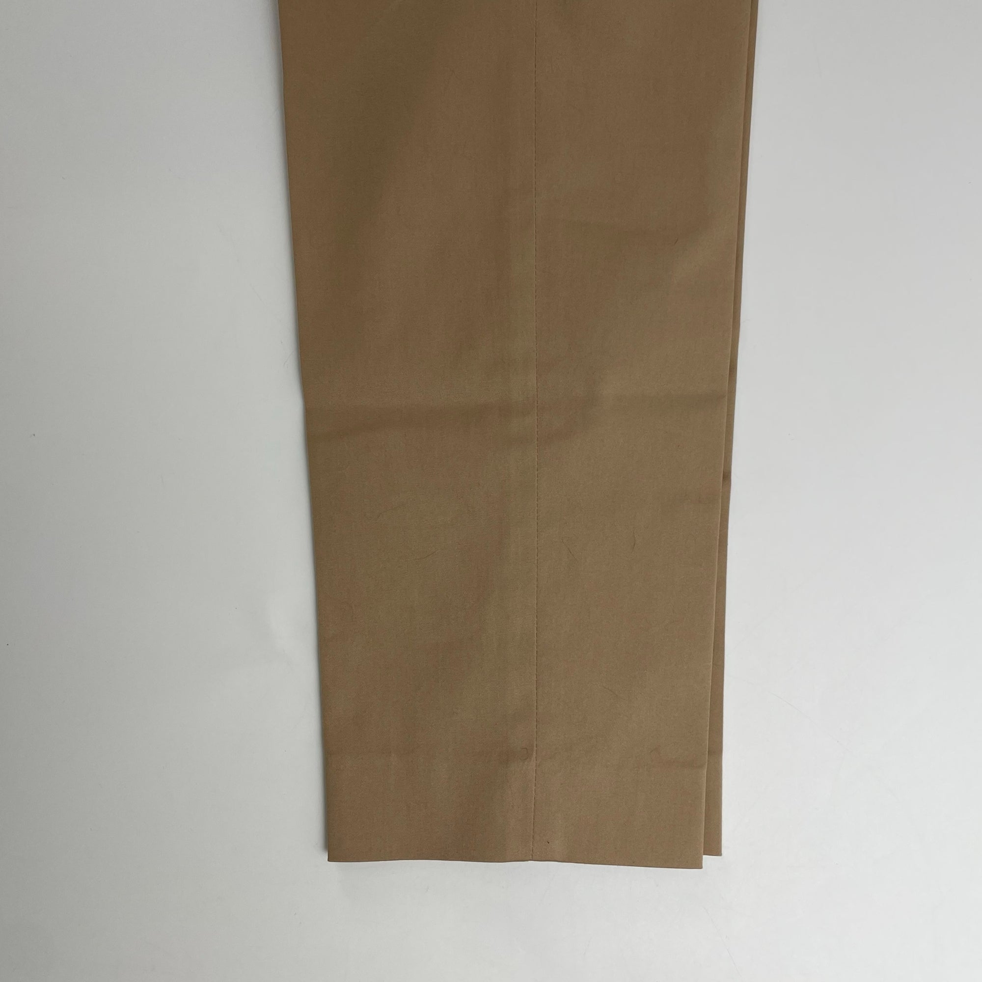 自由区 / 【UVカット・接触冷感・洗える】コットンサテンテーパードパンツ 参考定価：16,300+tax SIZE：36