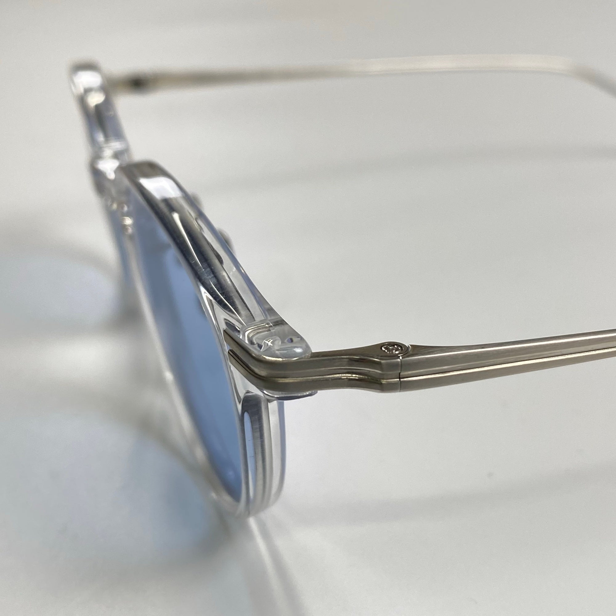 金子眼鏡 ジャパンシリーズ / クリアボストン サングラス 度なしライトブルーレンズ 参考定価：46,000+tax SIZE:47□23-145