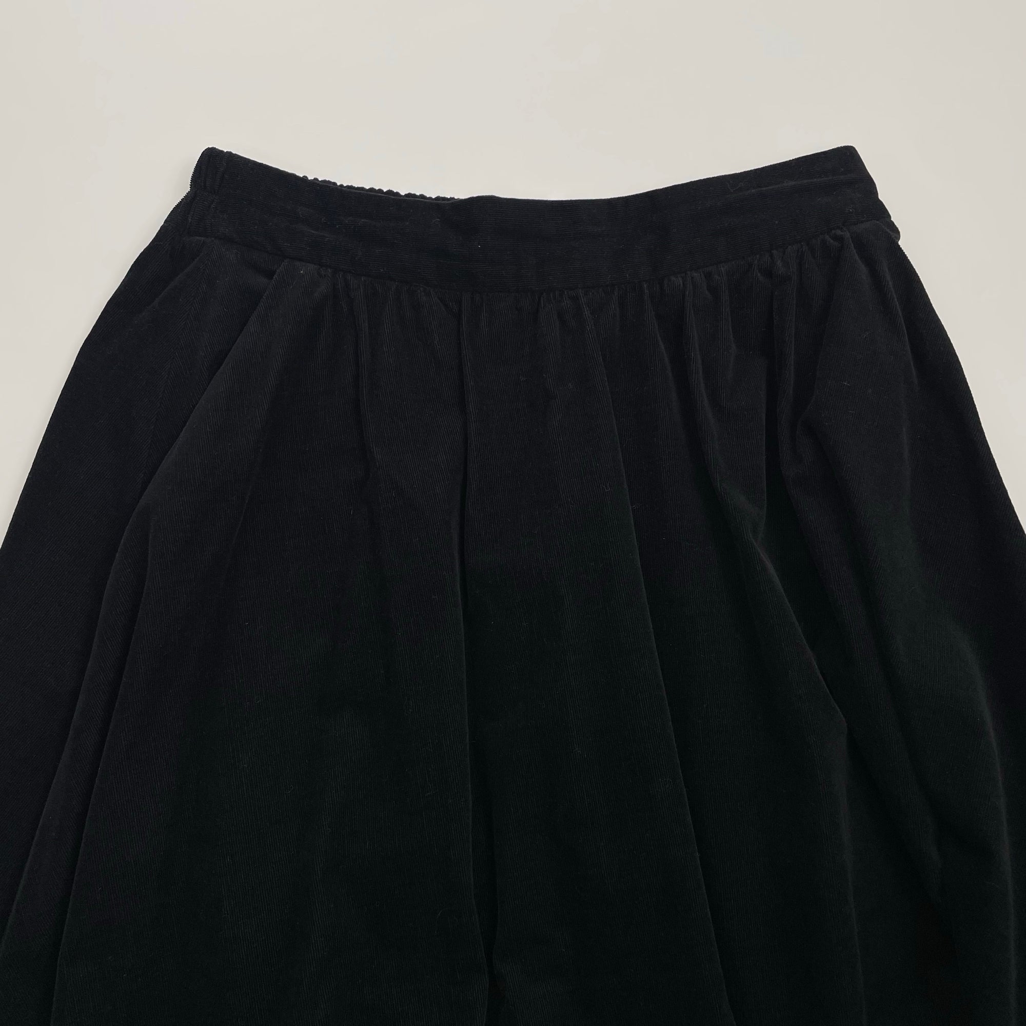 LE GLAZIK ル グラジック / 細畝コーデュロイスカート ブラック 参考定価：16,000+tax SIZE:36