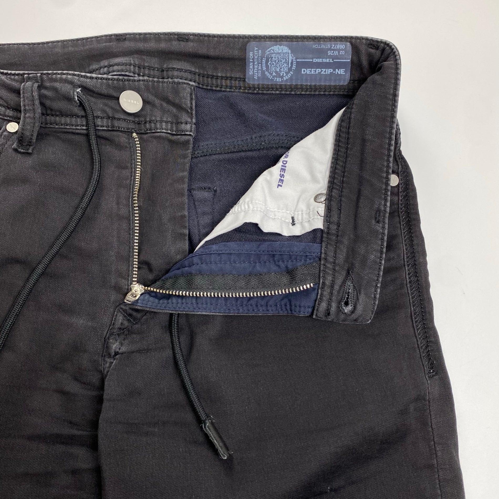 DIESEL ディーゼル / DEEPZIP-NE ジョグジーンズ ブラック 参考定価：45,000程度 SIZE:26