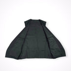 BLACK BARRETT BY Neil Barrett / バックボタン ミニマルベスト ジレ 参考定価：30,000程度 SIZE:3