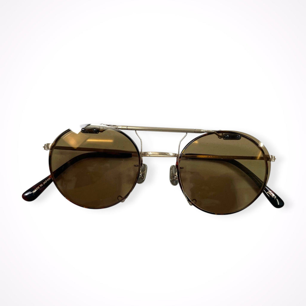 1sin × KANEKO OPTICAL / innovatorⅤクリップオンサングラス 度なしレンズ 参考定価：29,000+tax